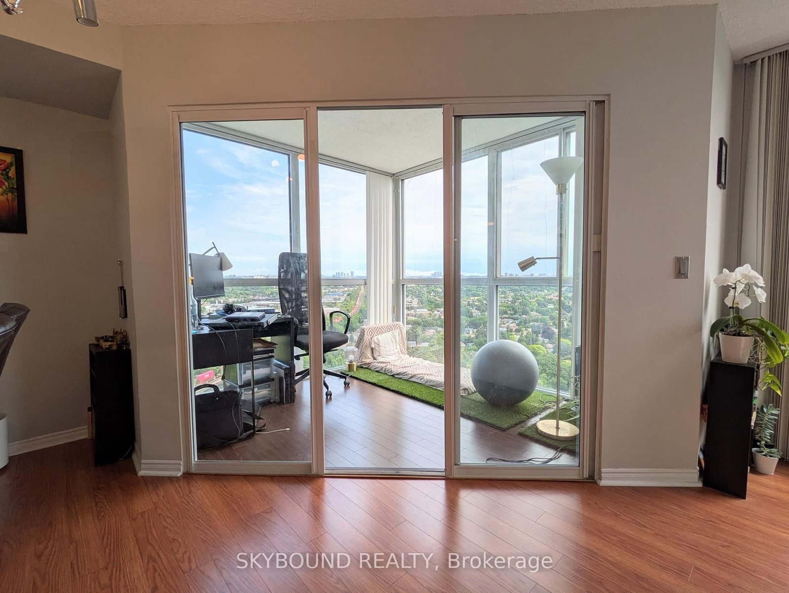 7 Concorde Place, Unit 2601 thumbnail 16