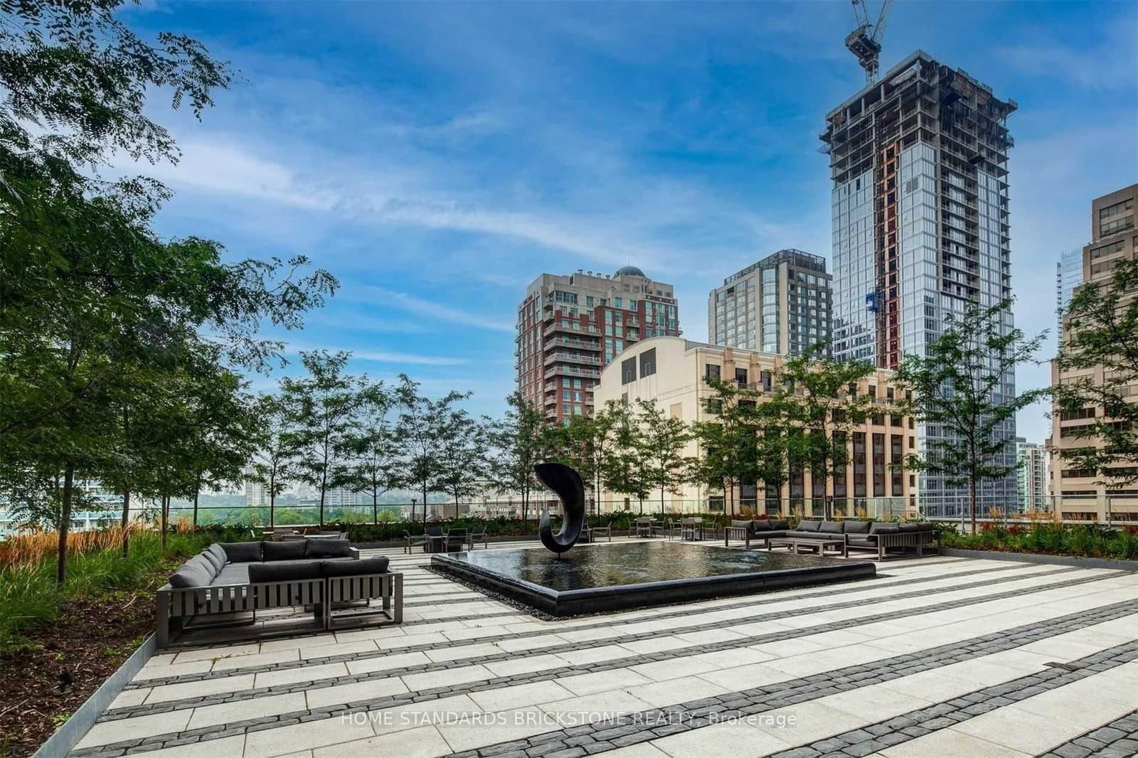 200 Bloor Street W, Unit 502 thumbnail 18
