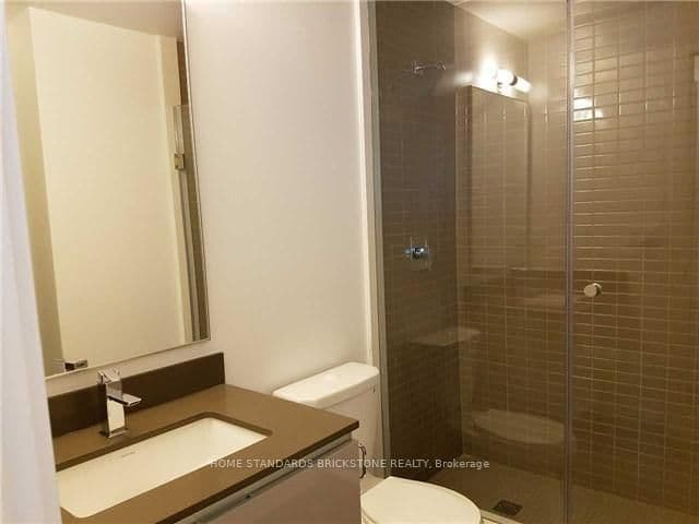 200 Bloor Street W, Unit 502 thumbnail 7