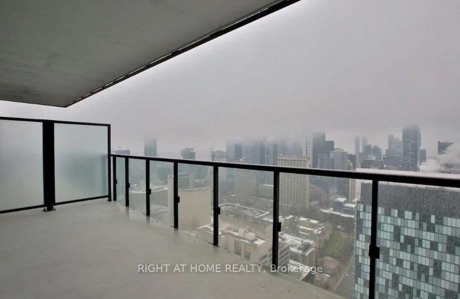 488 University Avenue, Unit 4208 thumbnail 13