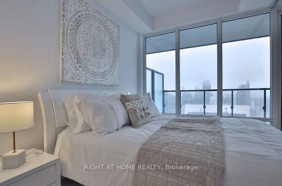 488 University Avenue, Unit 4208 thumbnail 14