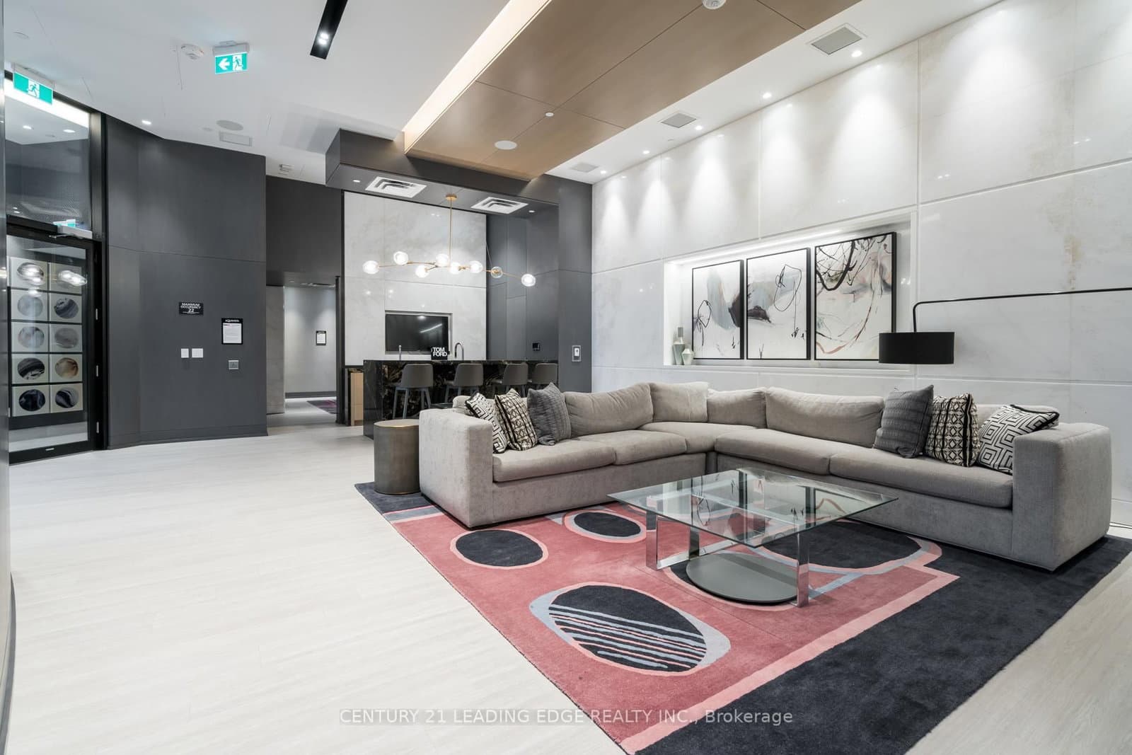 1 Edgewater Drive, Unit 919 thumbnail 27