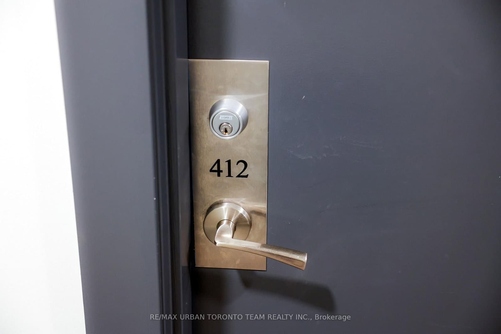 1205 Queen Street W, Unit 412 thumbnail 11