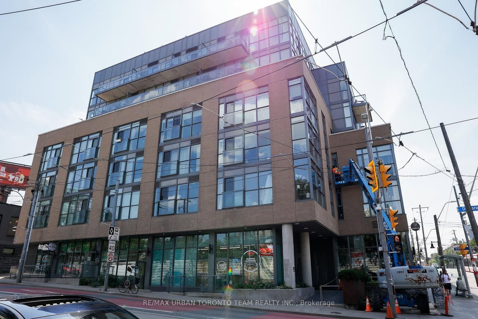 1205 Queen Street W, Unit 412 thumbnail 15