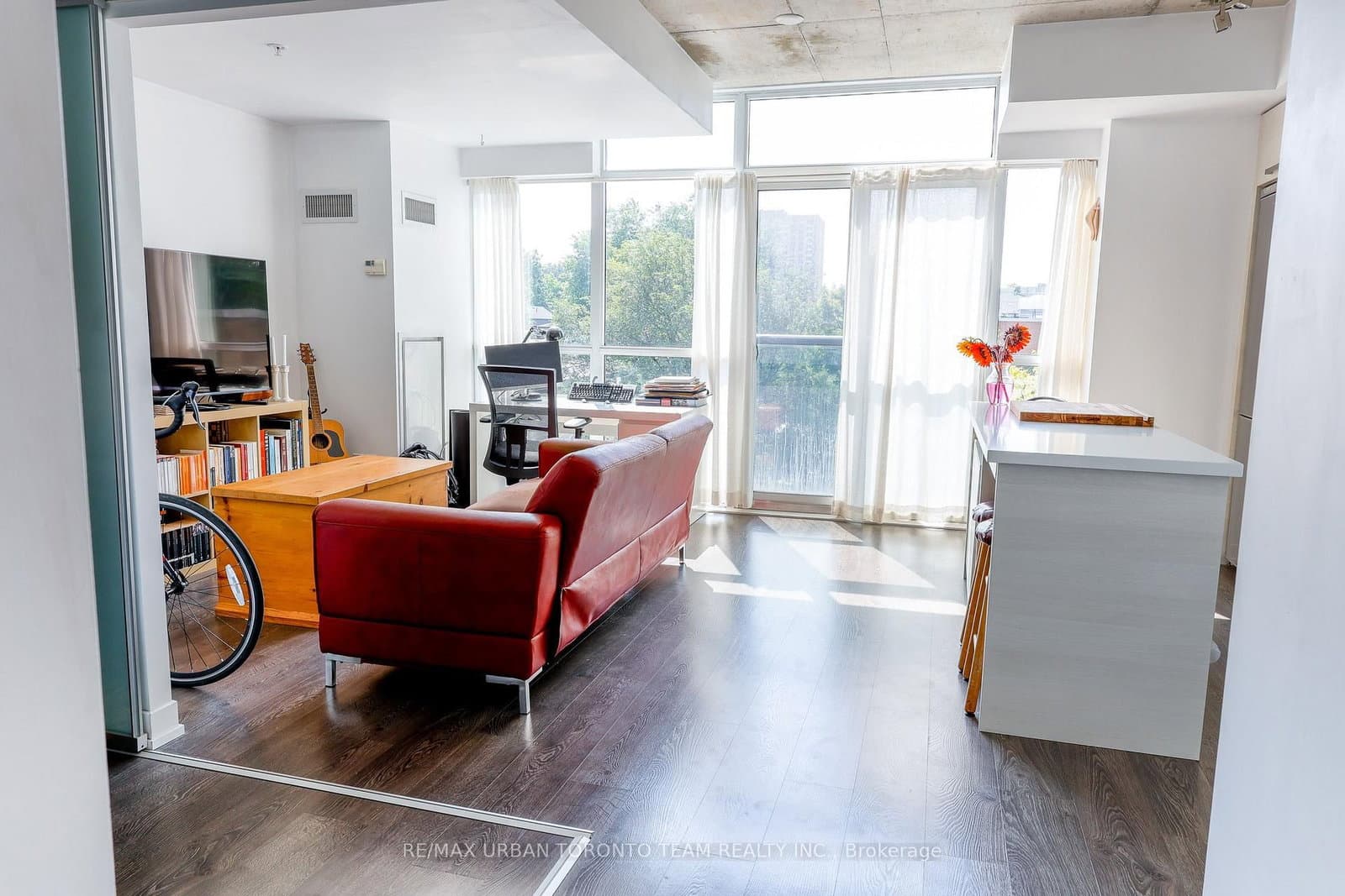 1205 Queen Street W, Unit 412 thumbnail 8