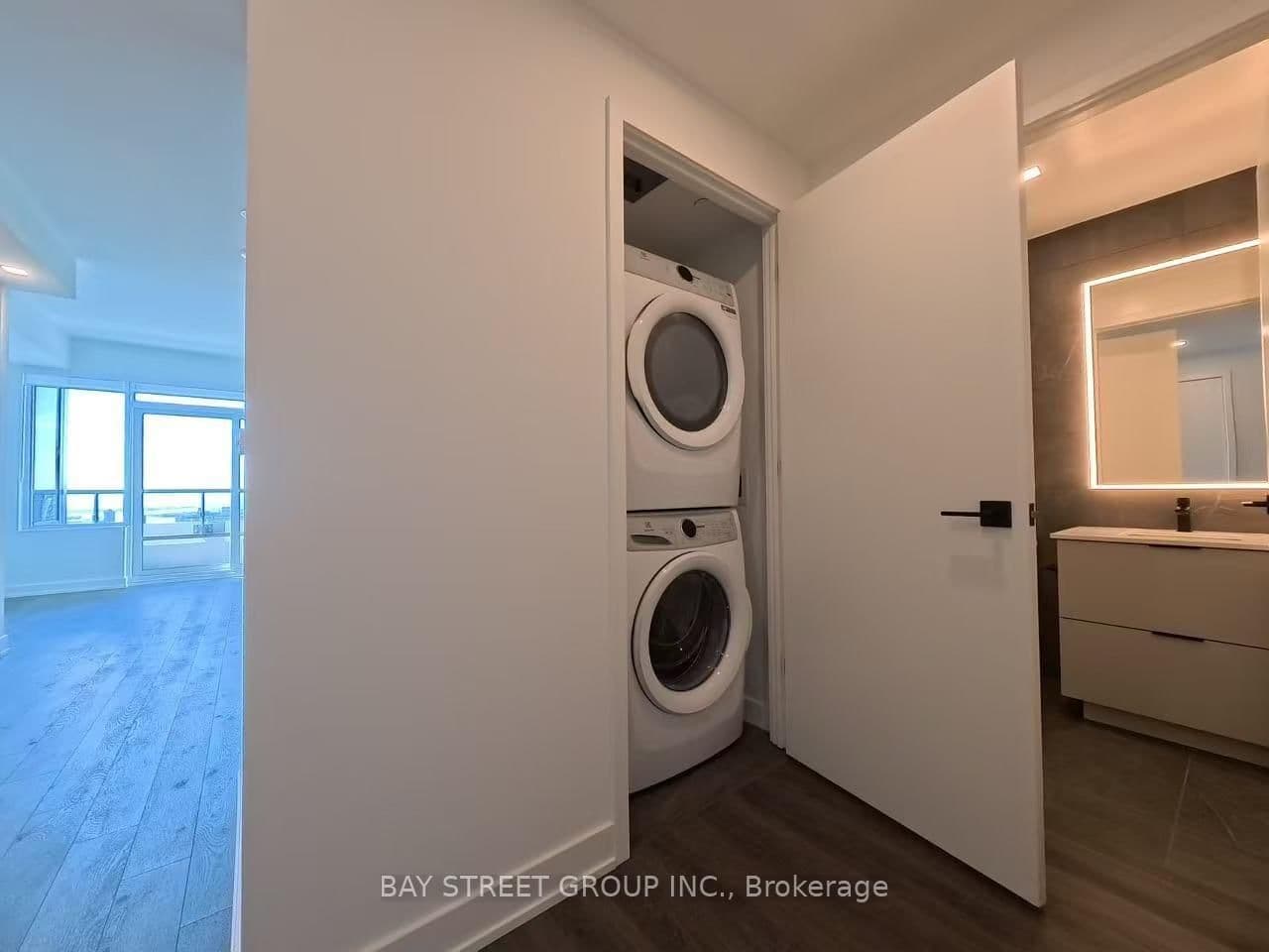 609 Sherbourne Street, Unit 4710 thumbnail 21