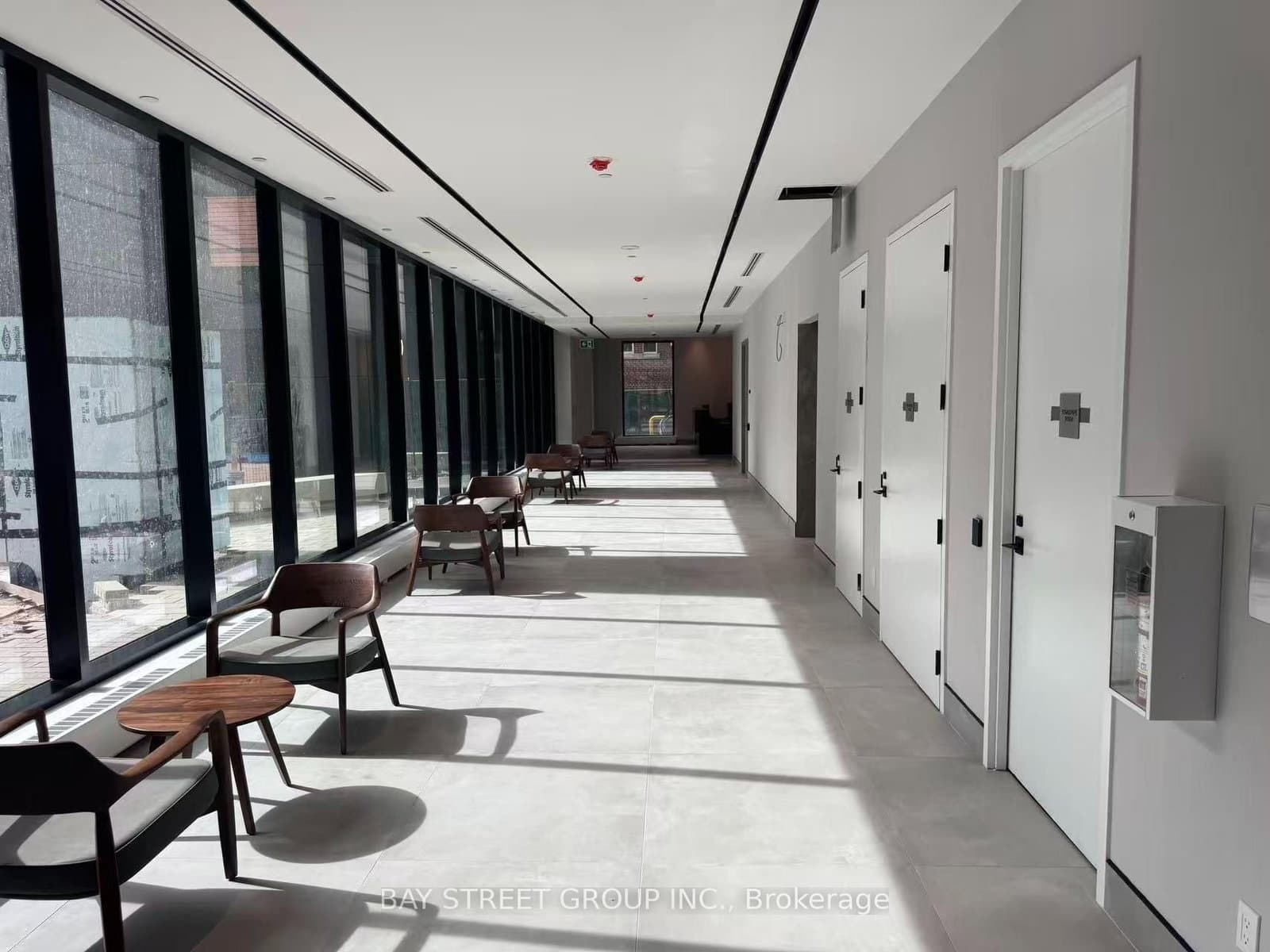 609 Sherbourne Street, Unit 4710 thumbnail 3