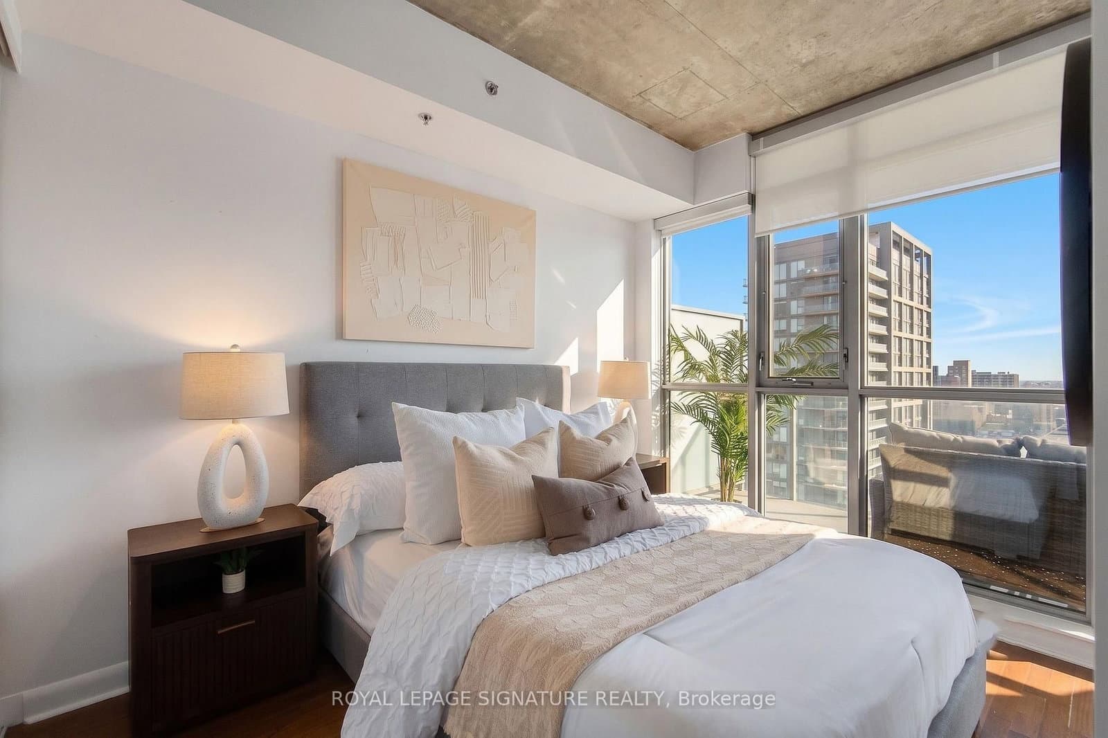 375 King Street, Unit 3210 thumbnail 18