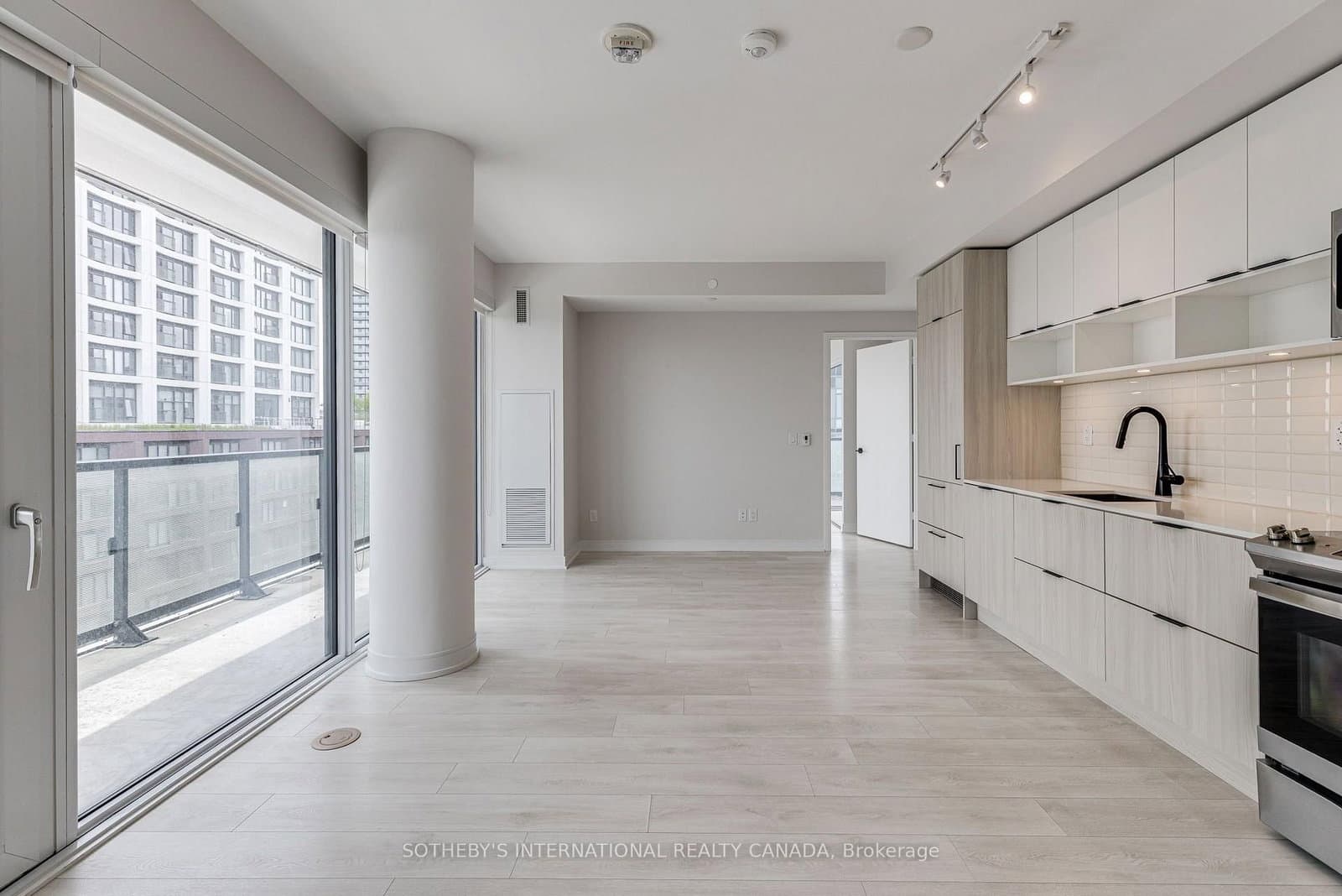 180 Mill Street, Unit S808 thumbnail 7