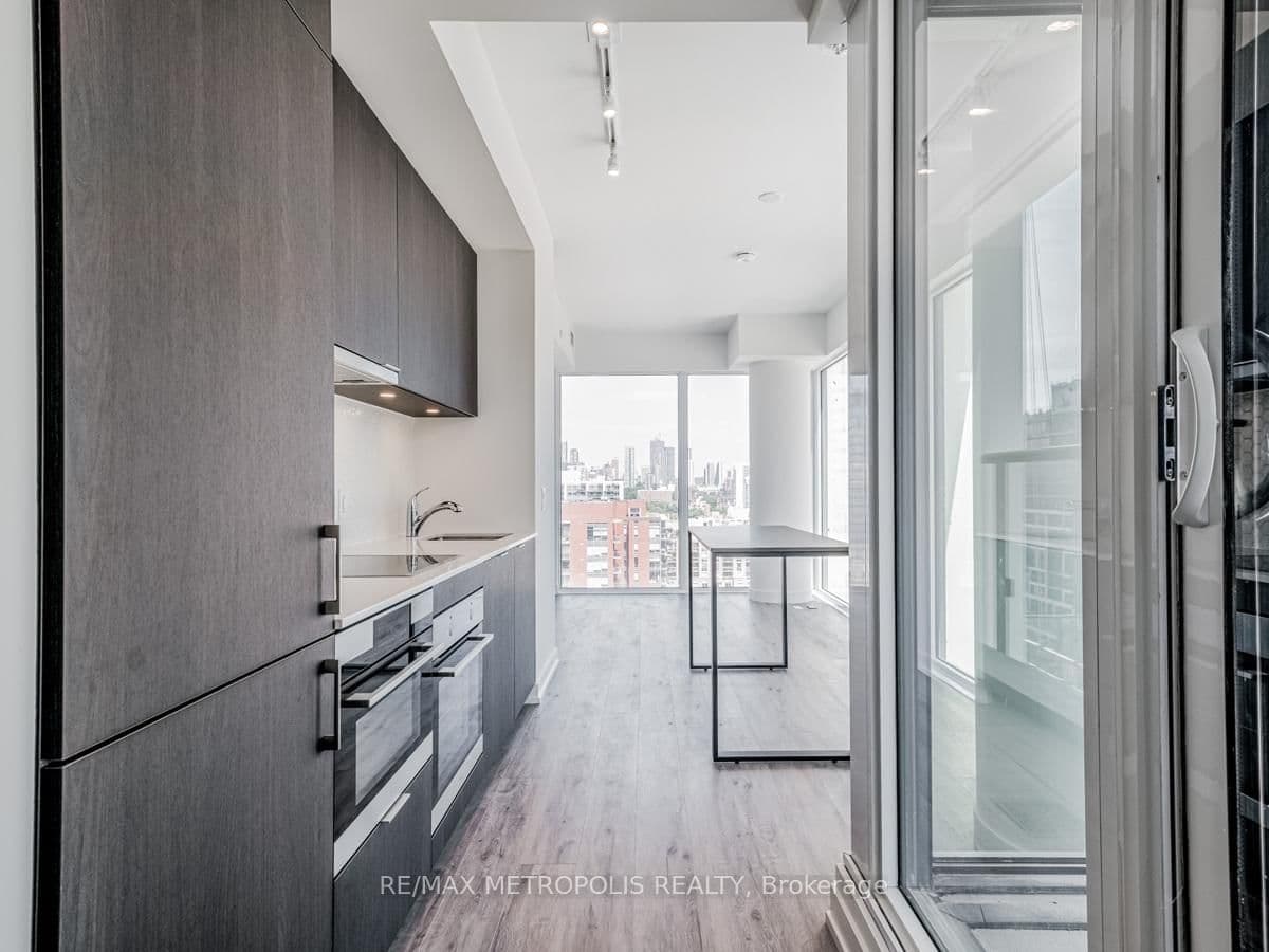 158 Front Street E, Unit 1508 thumbnail 10