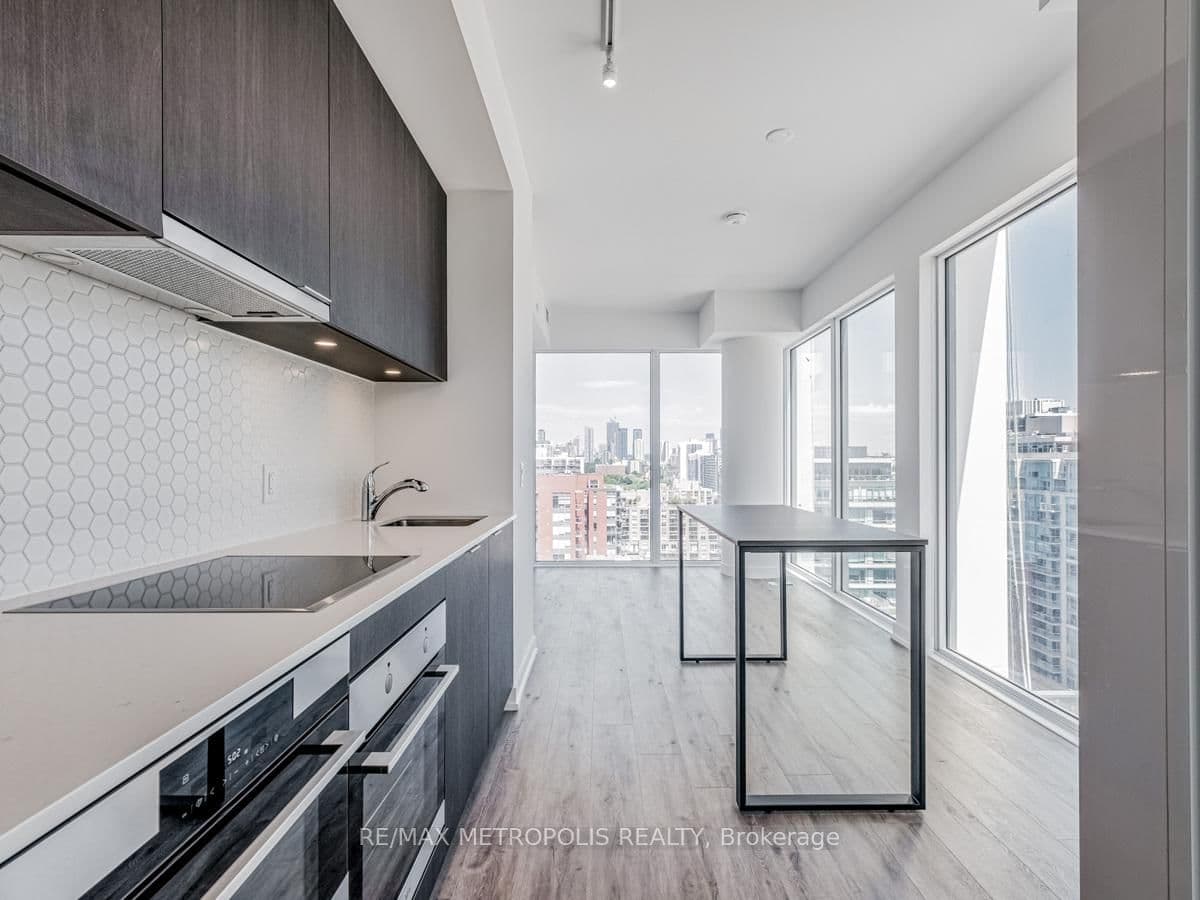 158 Front Street E, Unit 1508 thumbnail 11