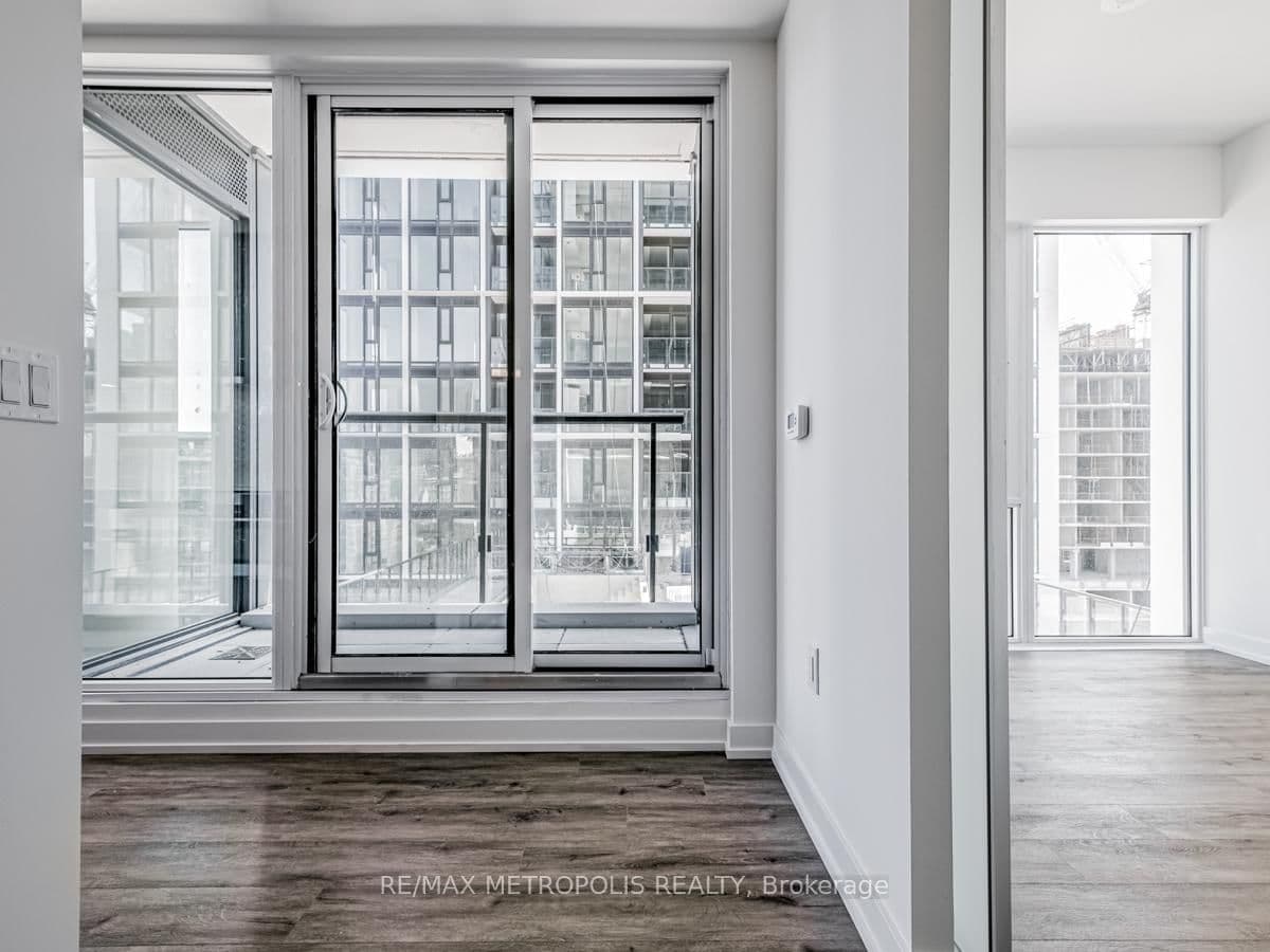 158 Front Street E, Unit 1508 thumbnail 5