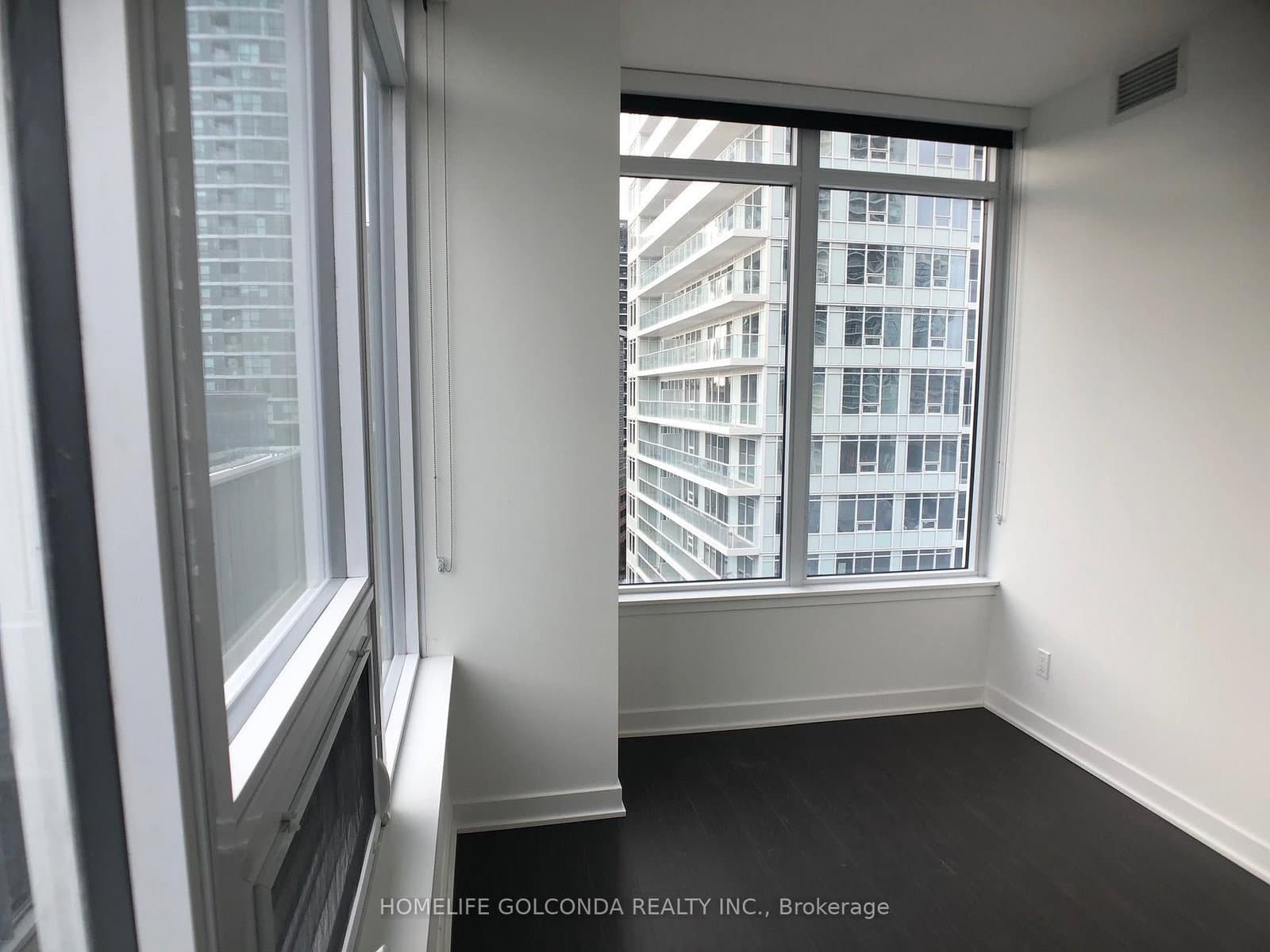 17 Bathurst Street, Unit 1202 thumbnail 11