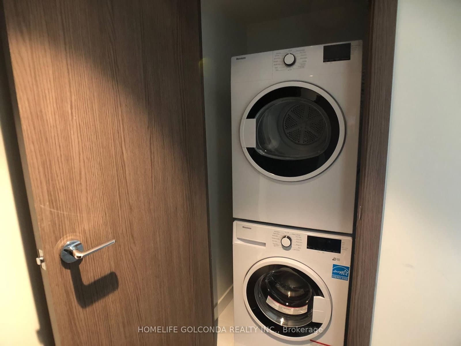 17 Bathurst Street, Unit 1202 thumbnail 15