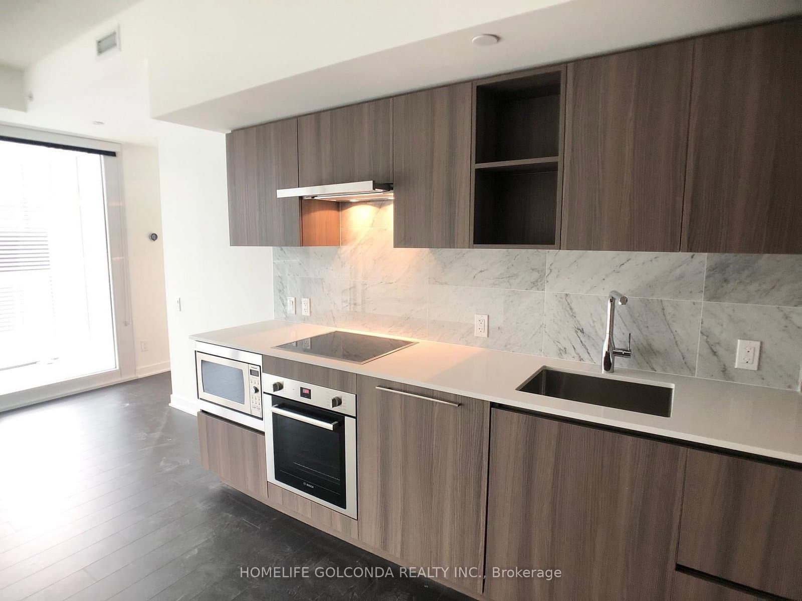 17 Bathurst Street, Unit 1202 thumbnail 3