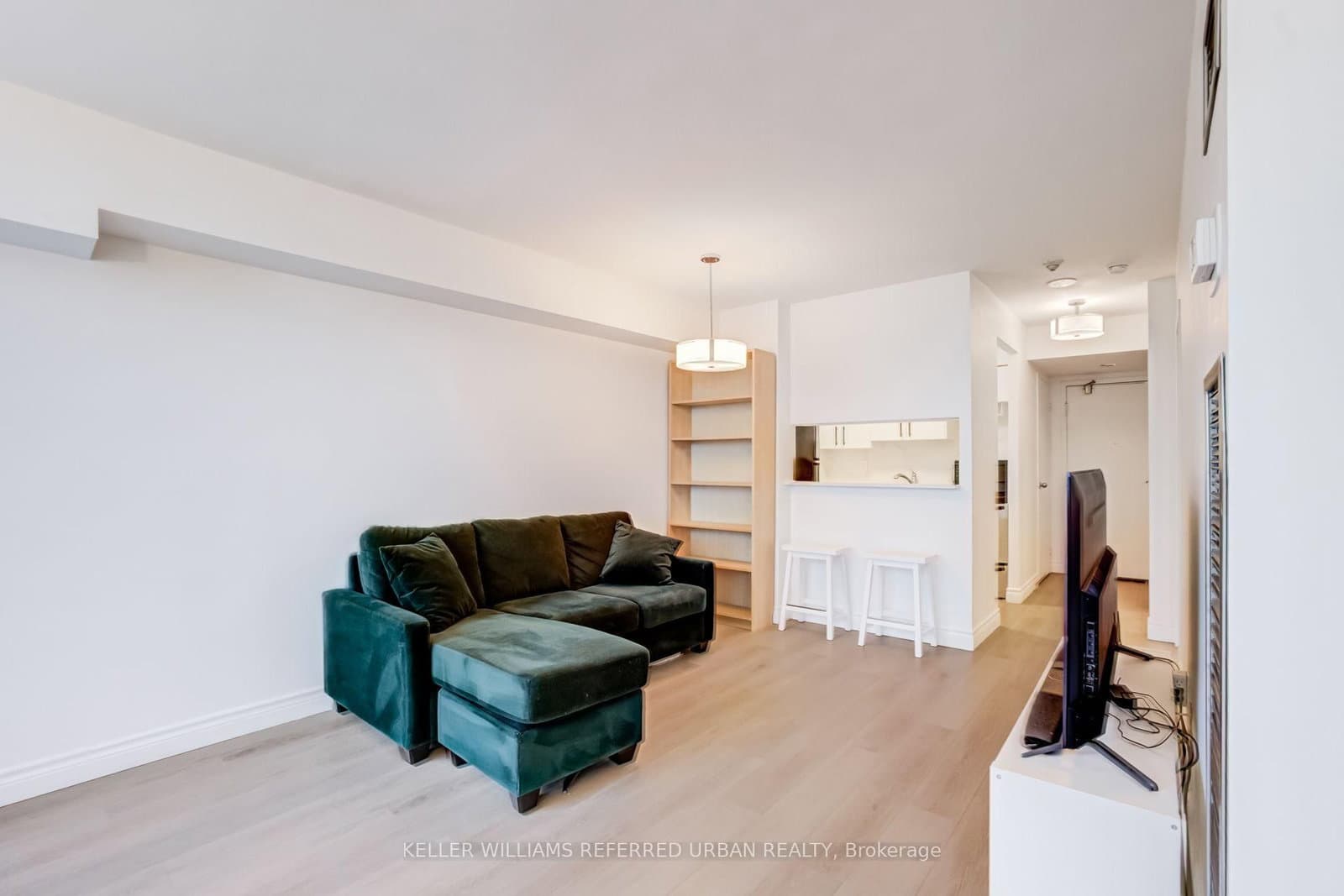 633 Bay Street, Unit 2602 thumbnail 13