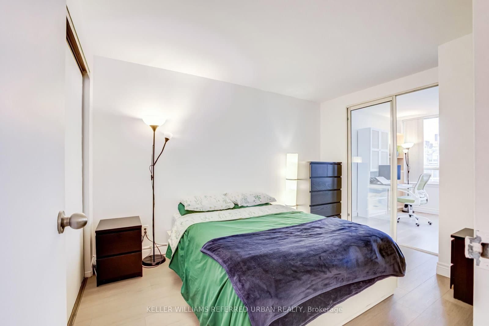 633 Bay Street, Unit 2602 thumbnail 19