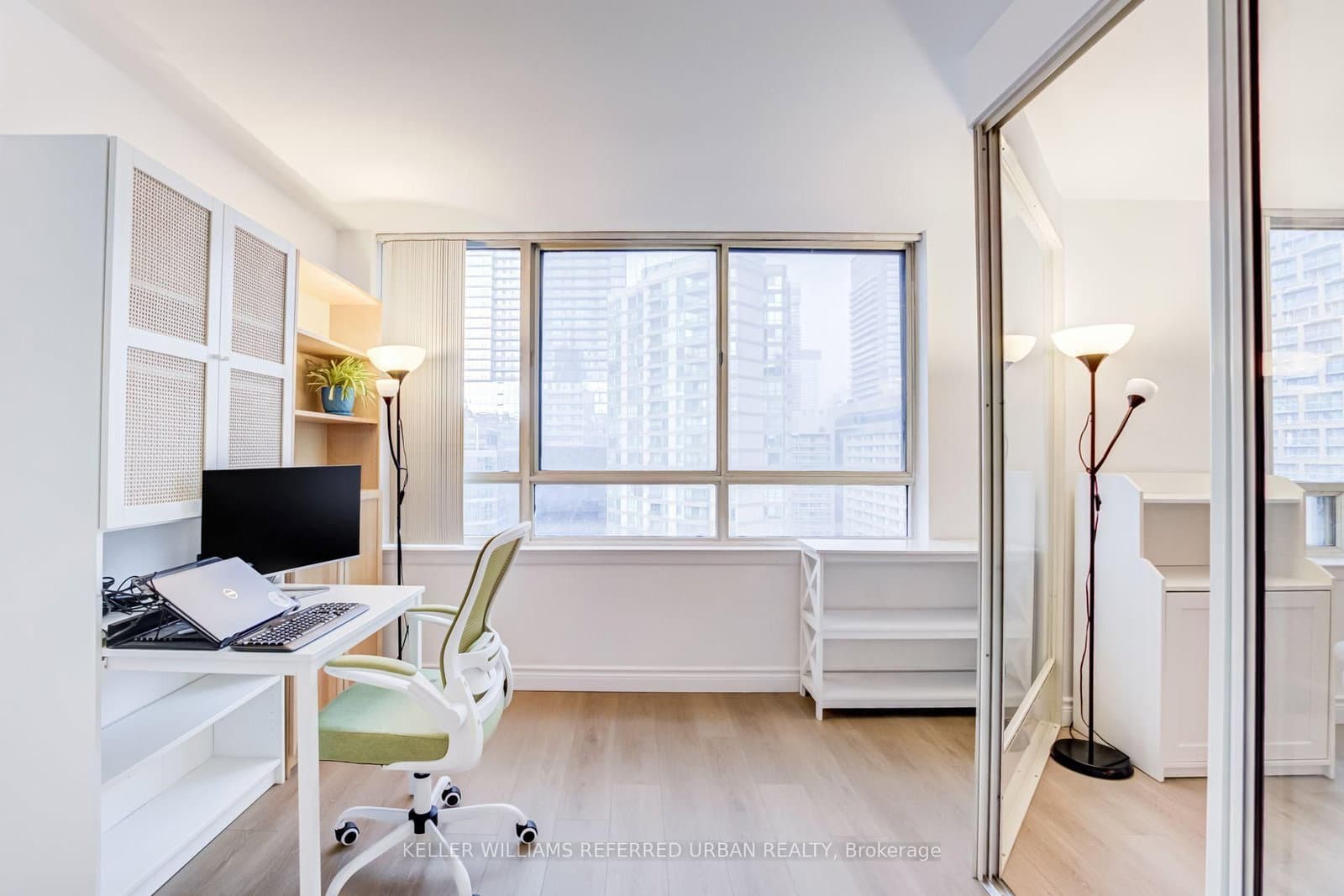 633 Bay Street, Unit 2602 thumbnail 24