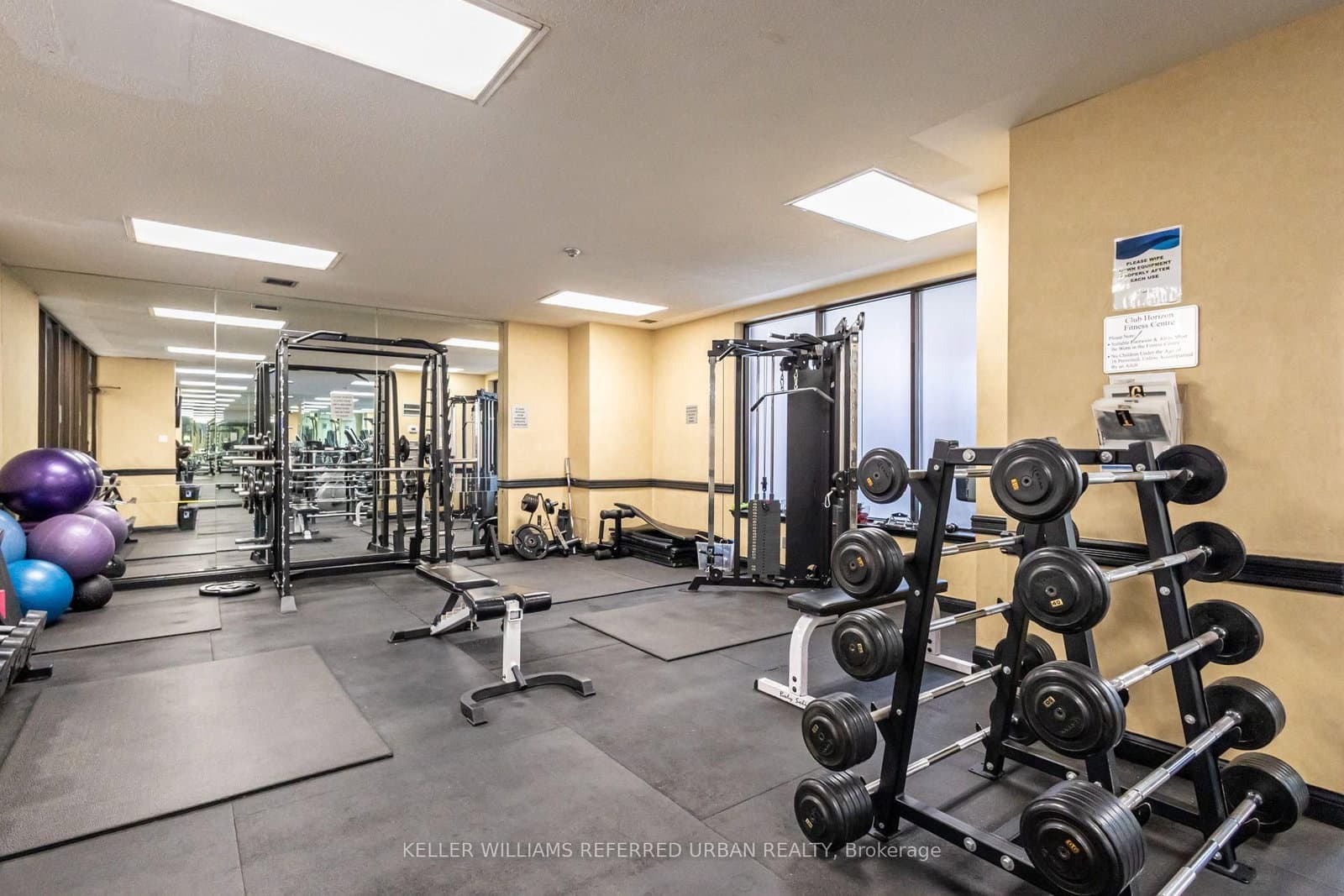 633 Bay Street, Unit 2602 thumbnail 37