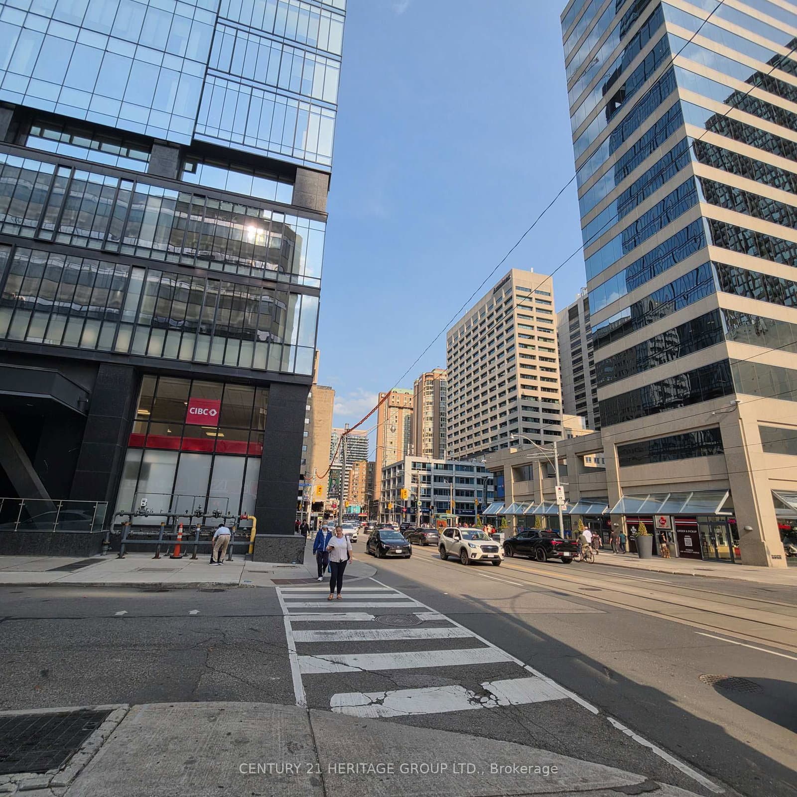 488 University Avenue, Unit 3005 thumbnail 2