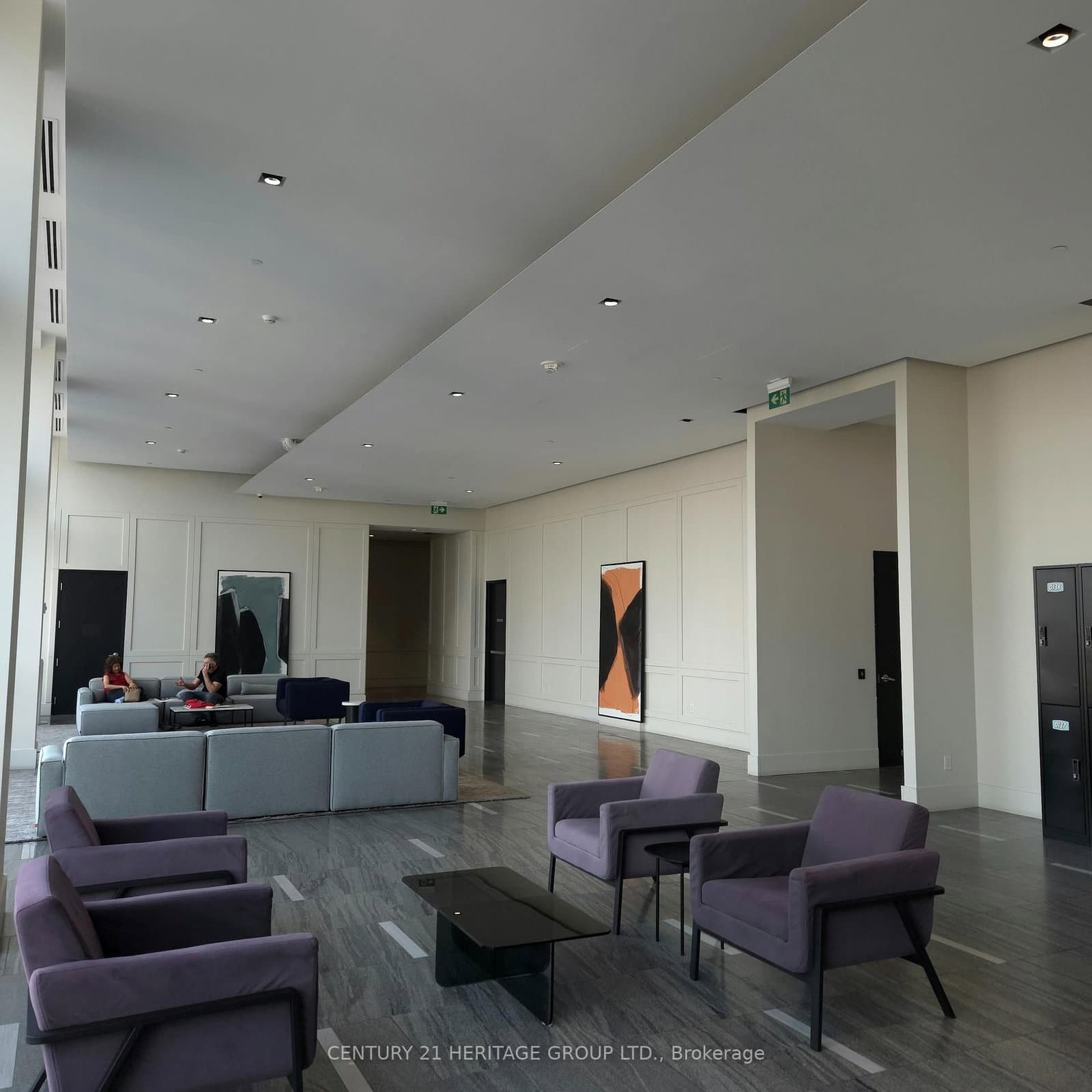 488 University Avenue, Unit 3005 thumbnail 3