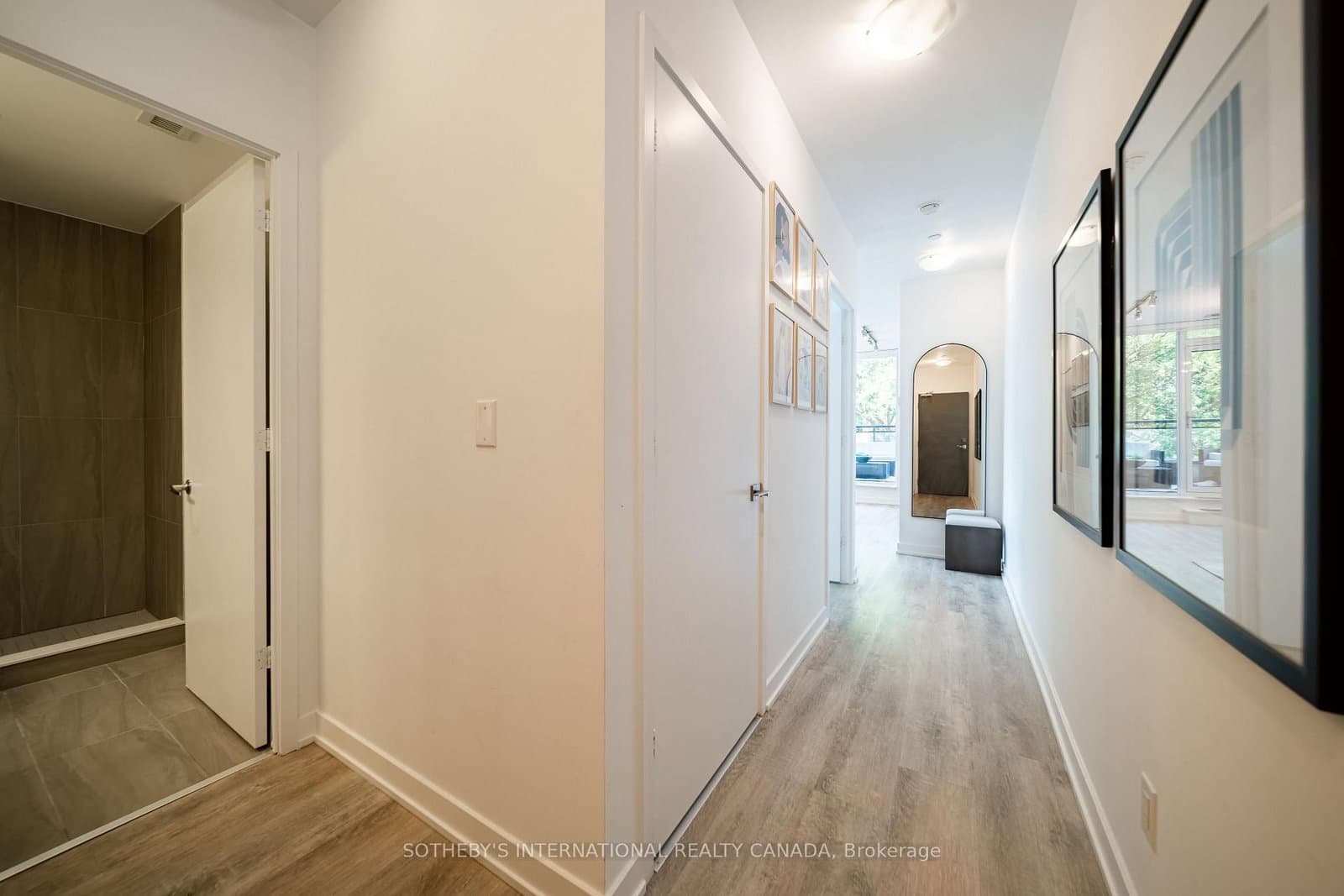 17 Dundonald Street, Unit 302 thumbnail 5