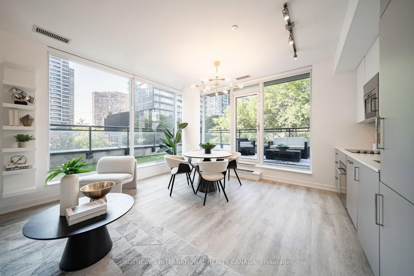 17 Dundonald Street, Unit 302 thumbnail 6