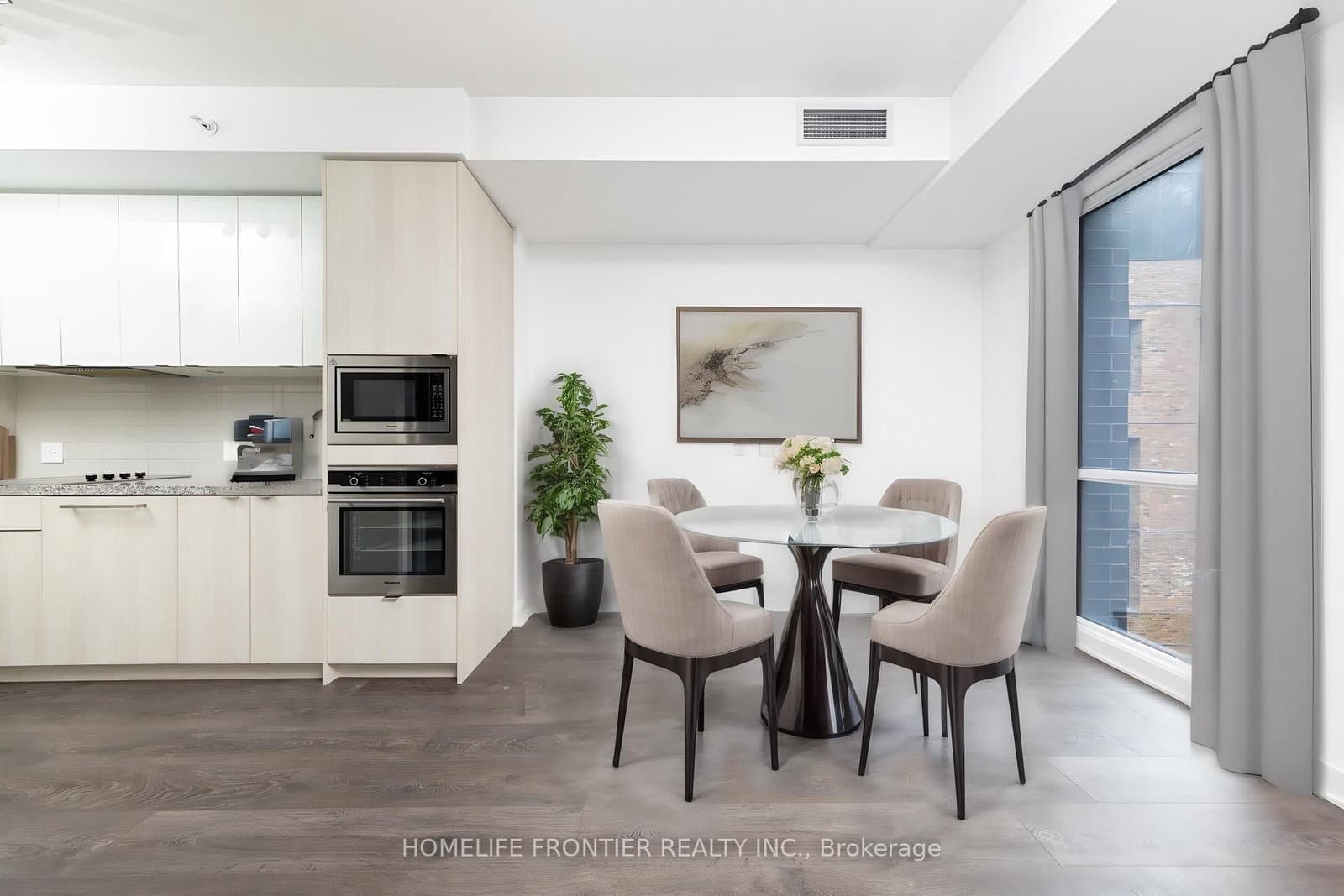 115 Blue Jays Way, Unit 705 thumbnail 3