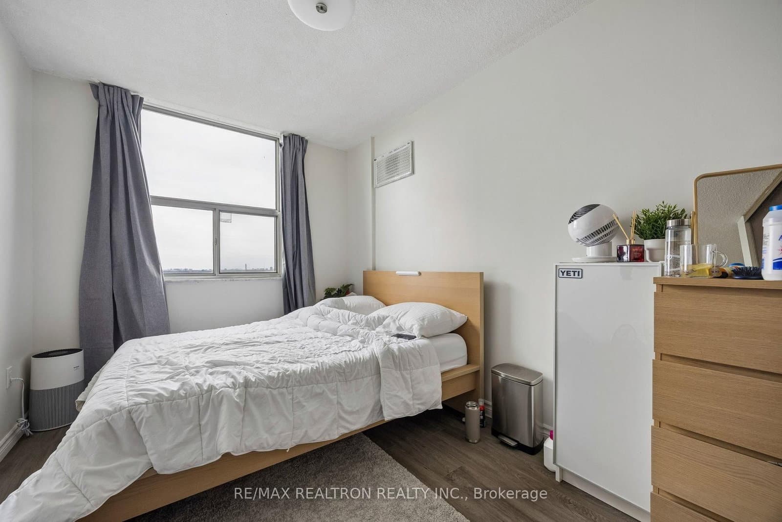 205 Hilda Avenue, Unit 2208 thumbnail 11