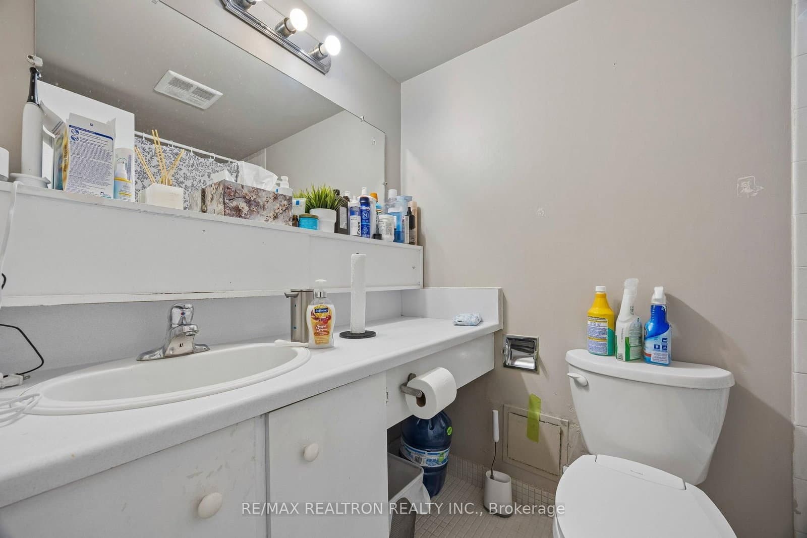 205 Hilda Avenue, Unit 2208 thumbnail 14