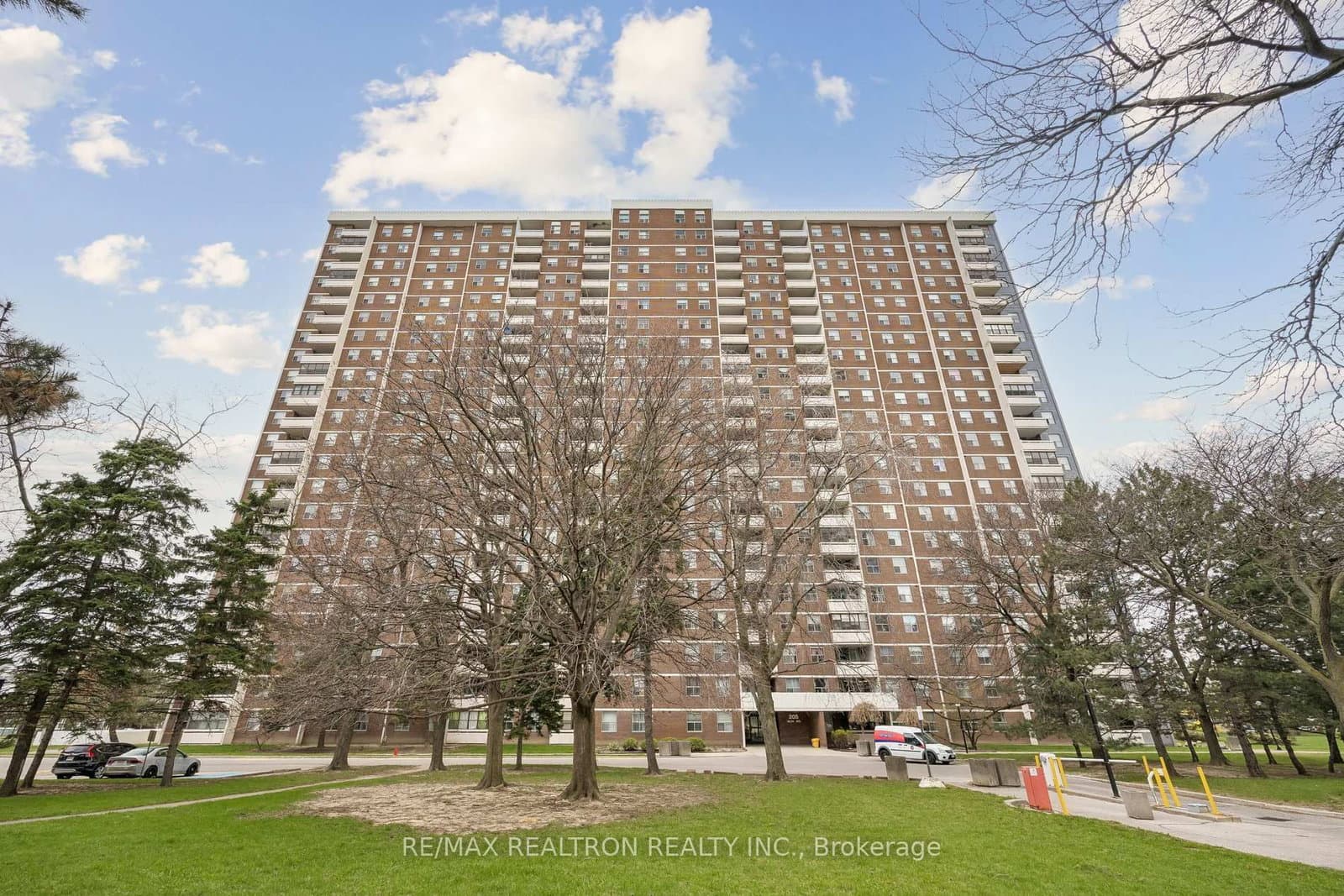 205 Hilda Avenue, Unit 2208 thumbnail 2
