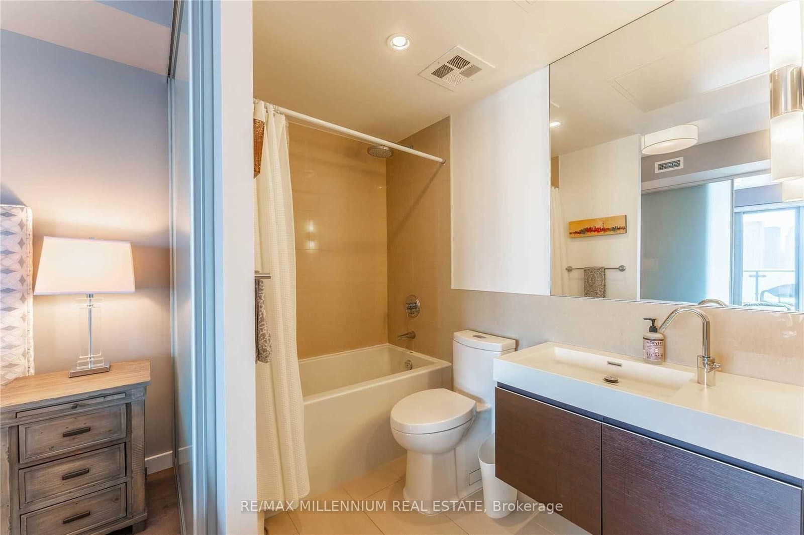 70 Distillery Lane, Unit 3108 thumbnail 8