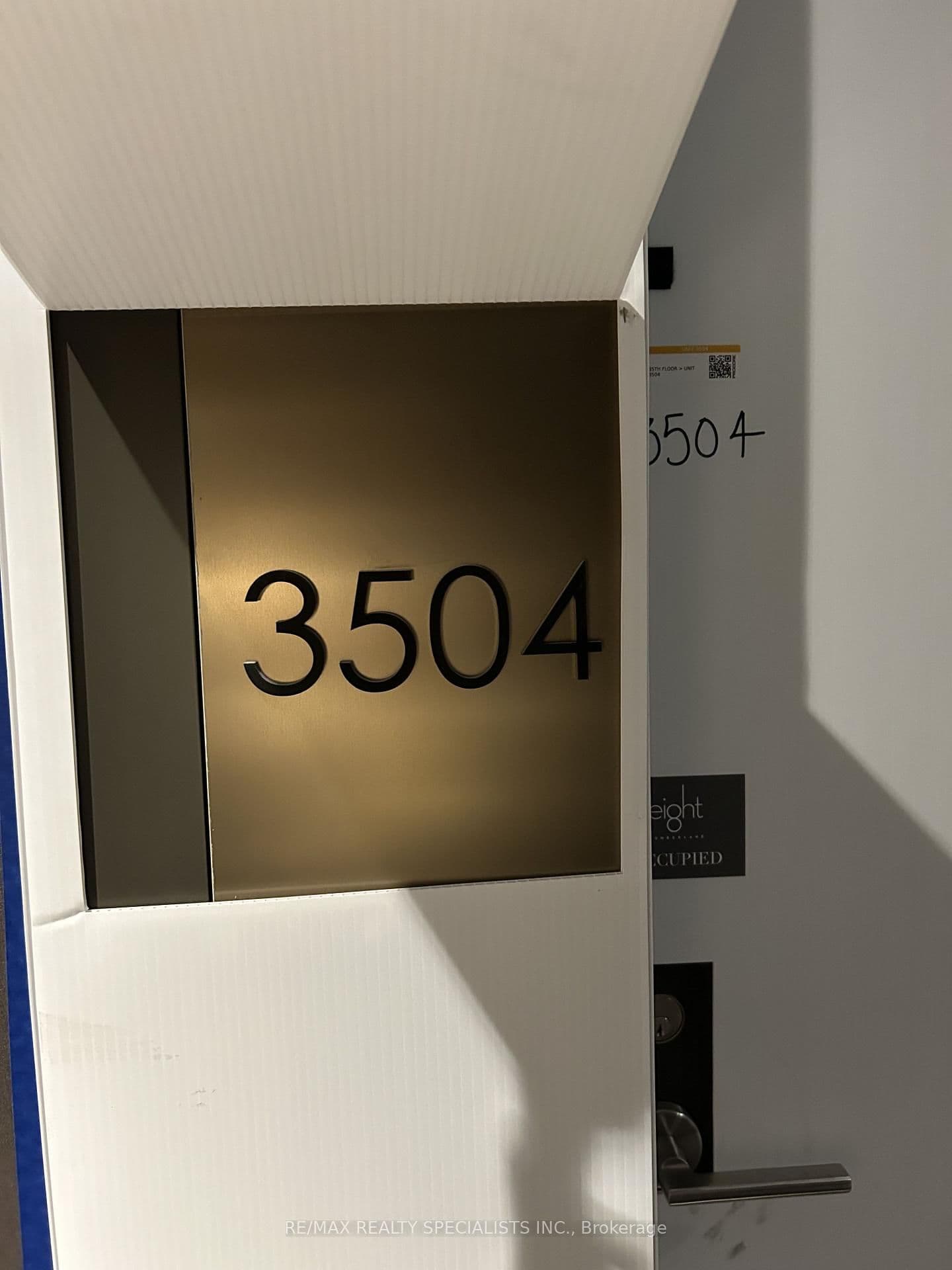 8 Cumberland Street, Unit 3504 thumbnail 3