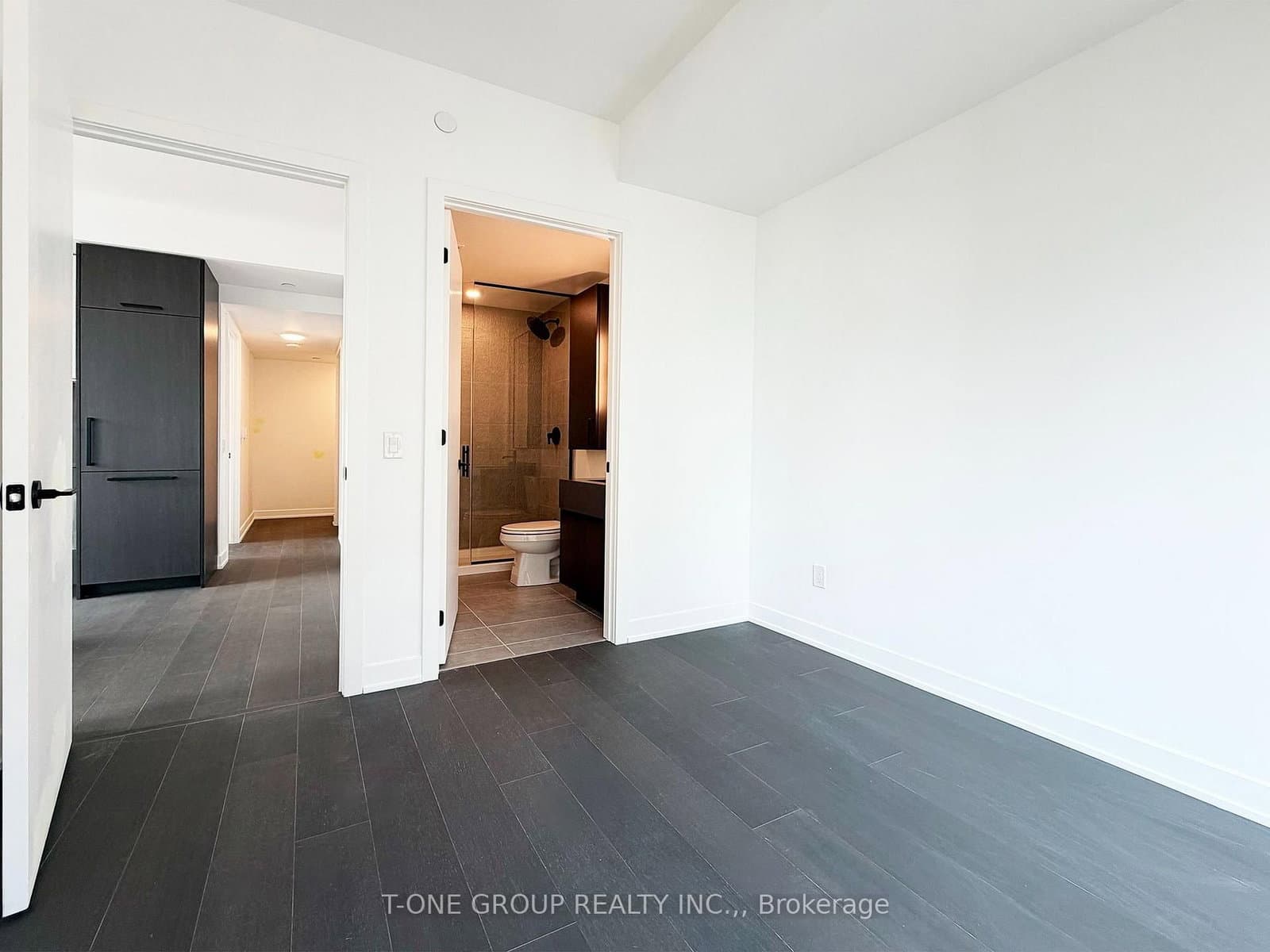 91 Montclair Avenue, Unit 1706 thumbnail 14