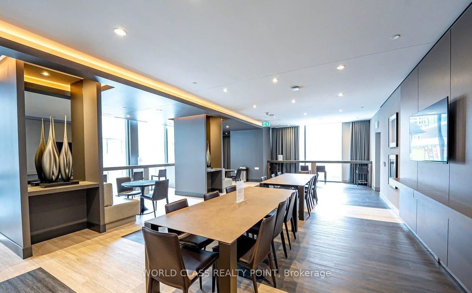 8 Cumberland Street, Unit 2404 thumbnail 13