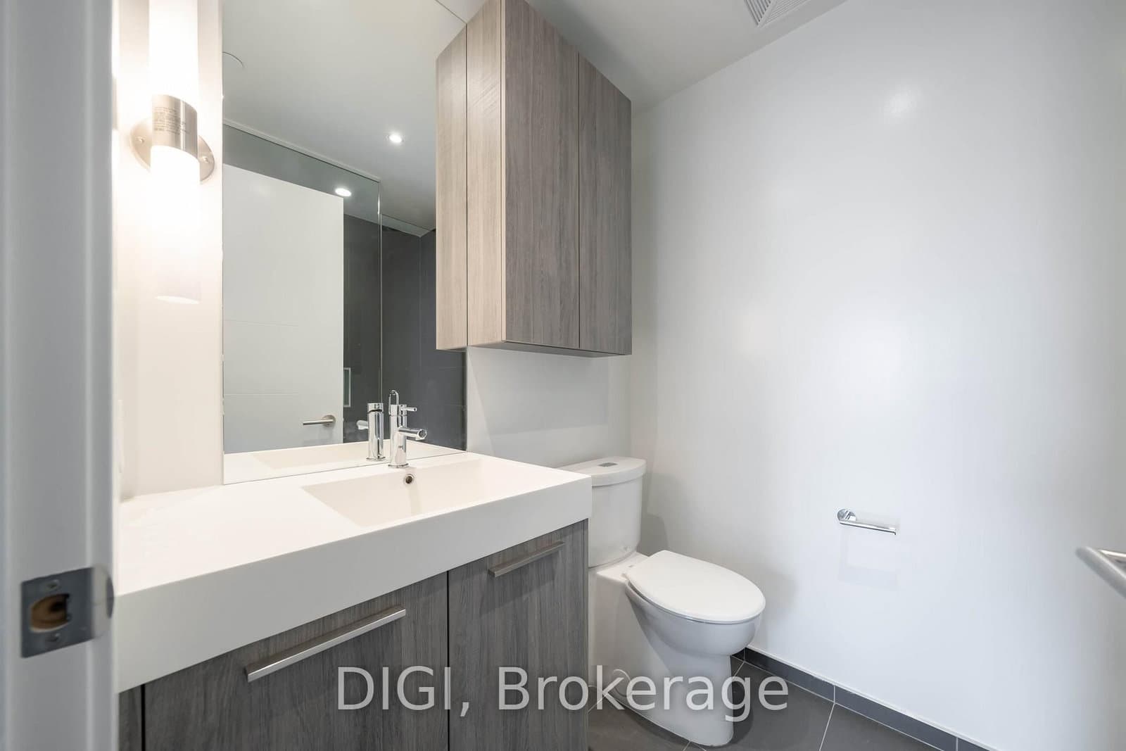25 Selby Street, Unit 2004 thumbnail 18