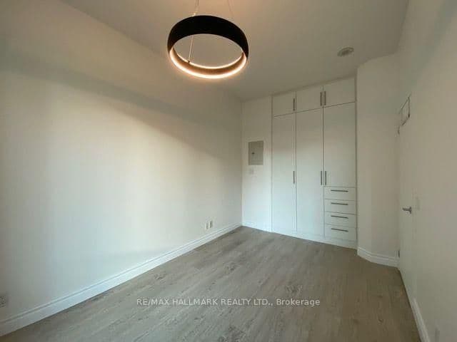 361 Front Street W, Unit 107 thumbnail 7