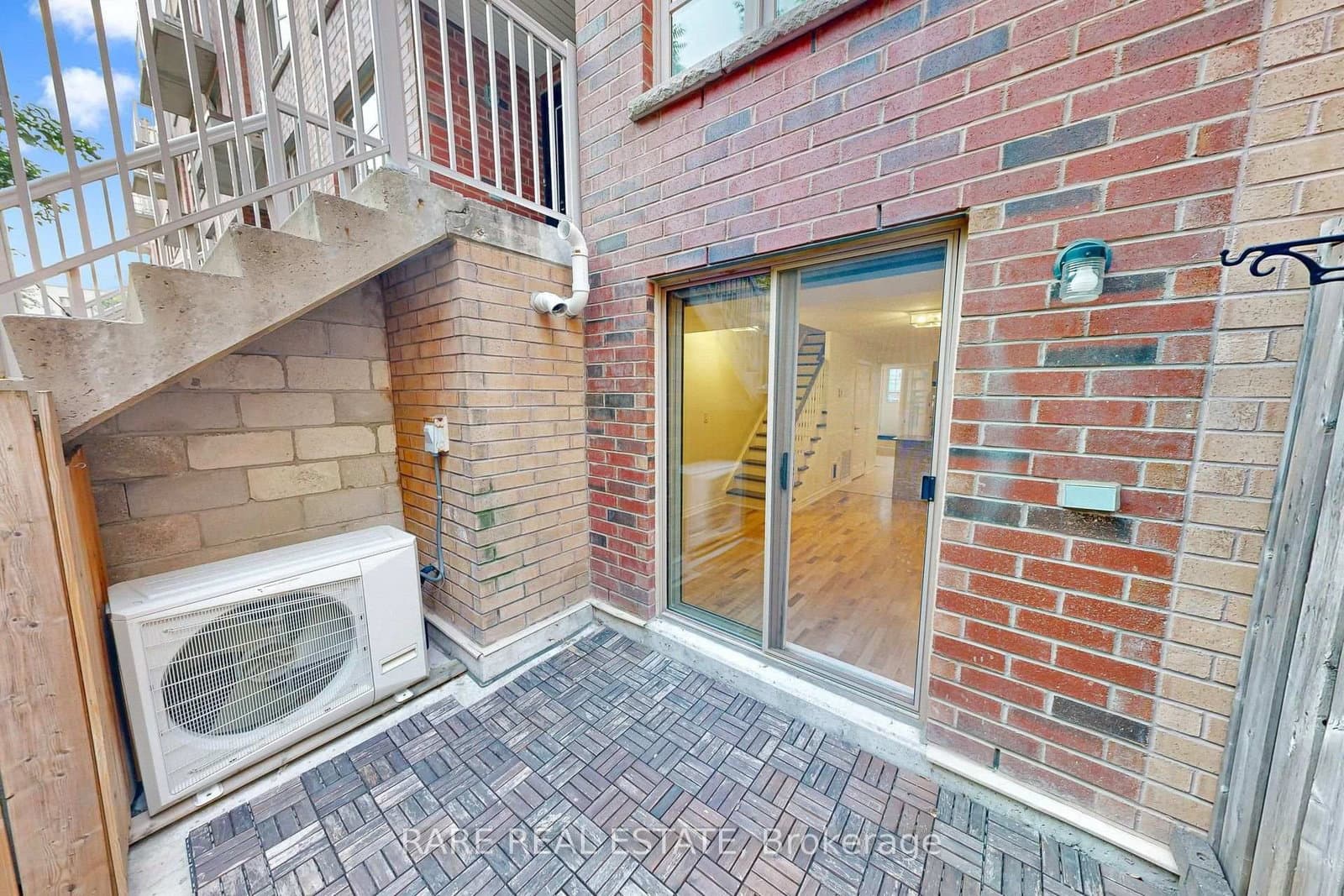 21 Ruttan Street, Unit 140 thumbnail 30