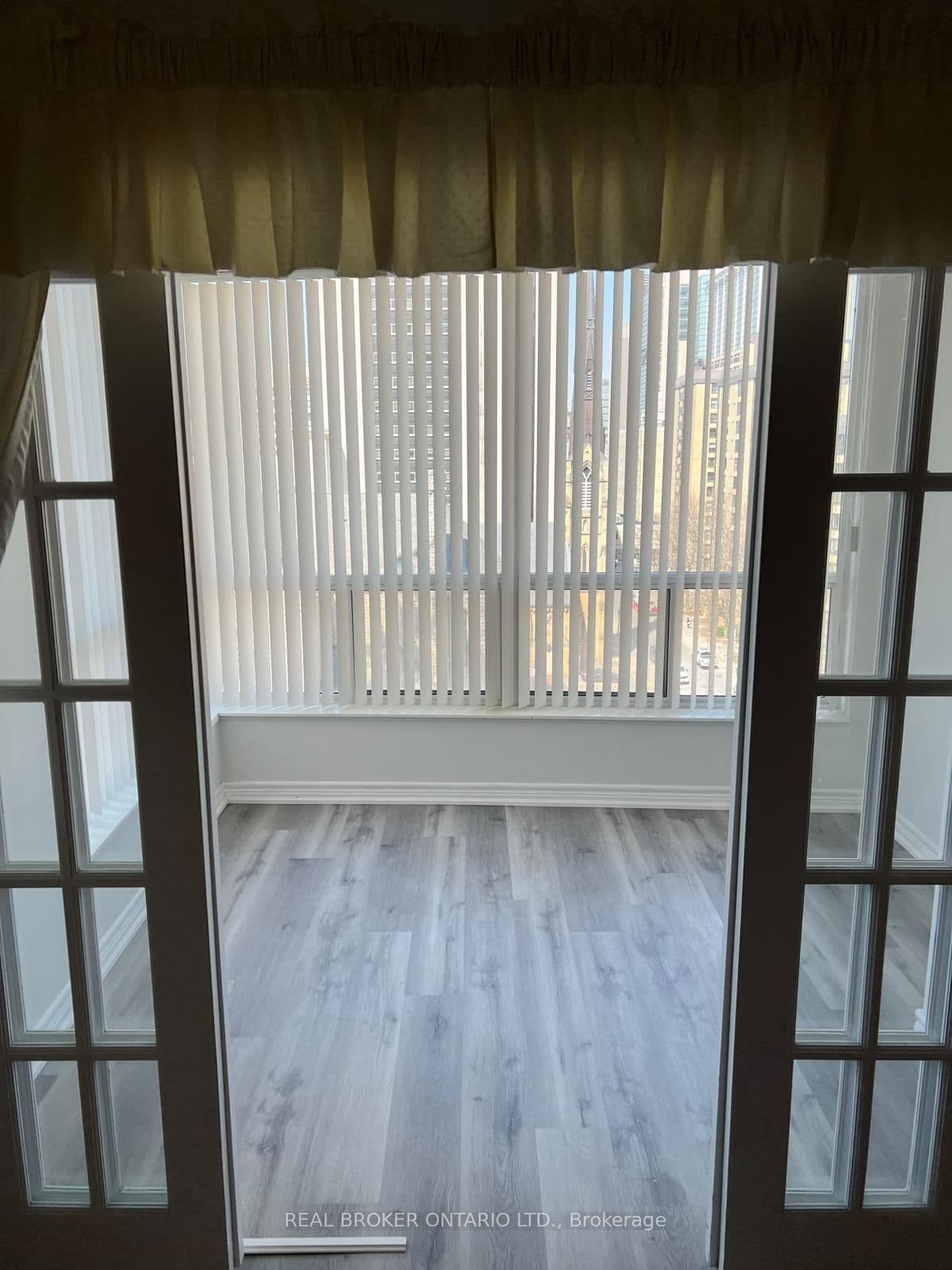 152 St Patrick Street, Unit 1107 thumbnail 6