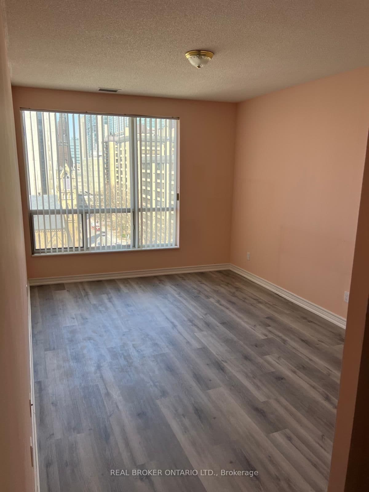 152 St Patrick Street, Unit 1107 thumbnail 9