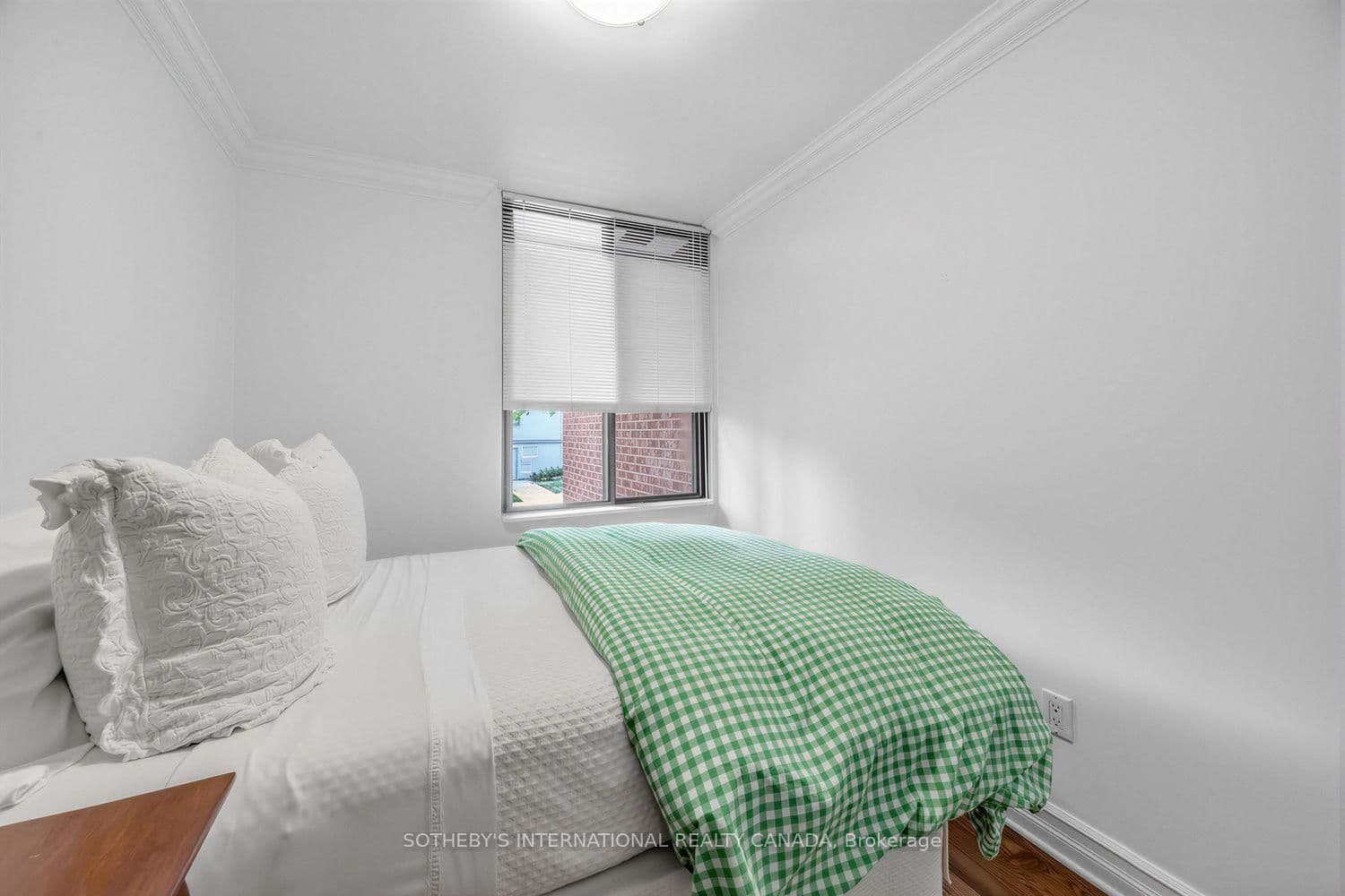 142 Pears Avenue, Unit A10 thumbnail 18