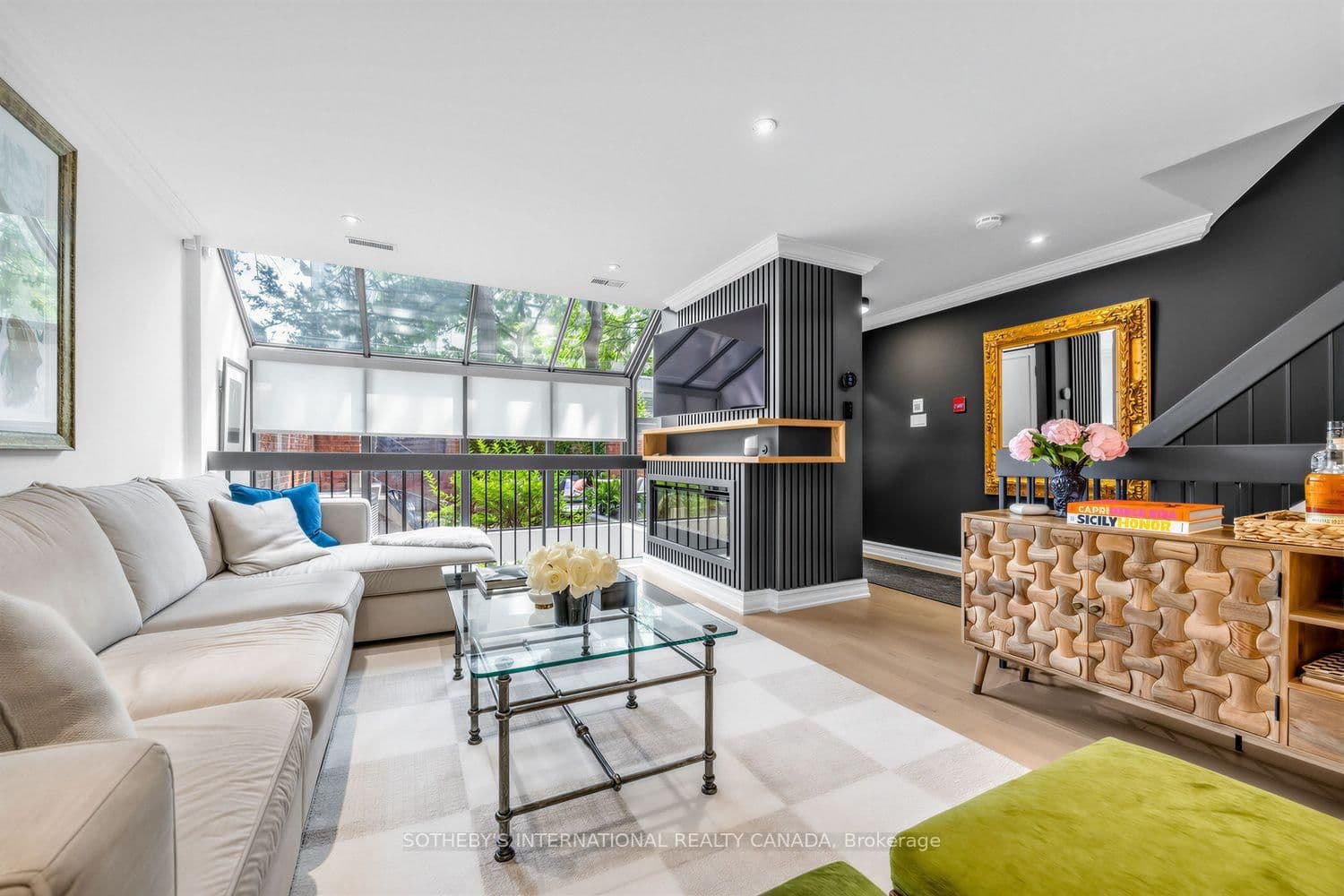142 Pears Avenue, Unit A10 thumbnail 3