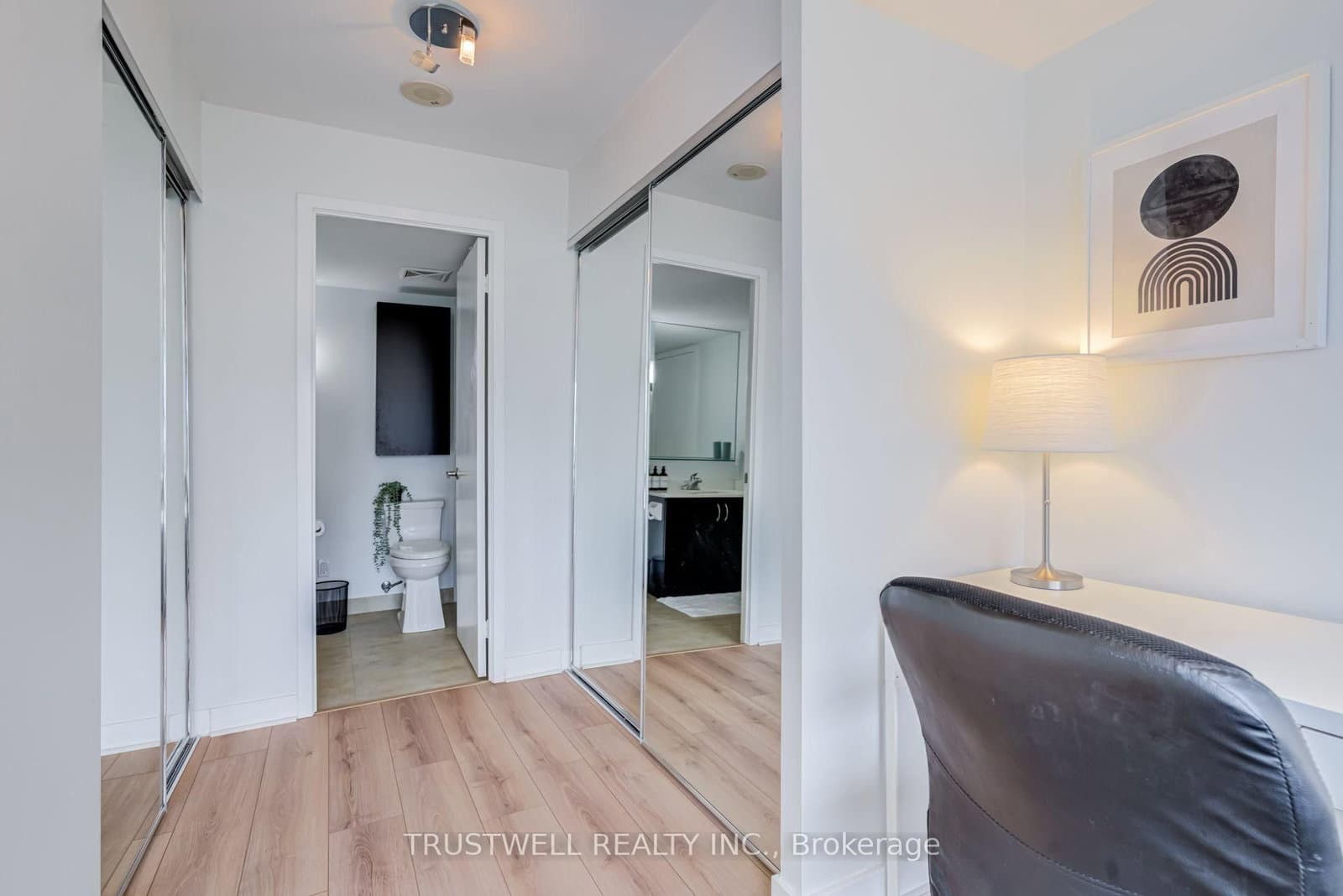 320 Richmond Street E, Unit 712 thumbnail 17
