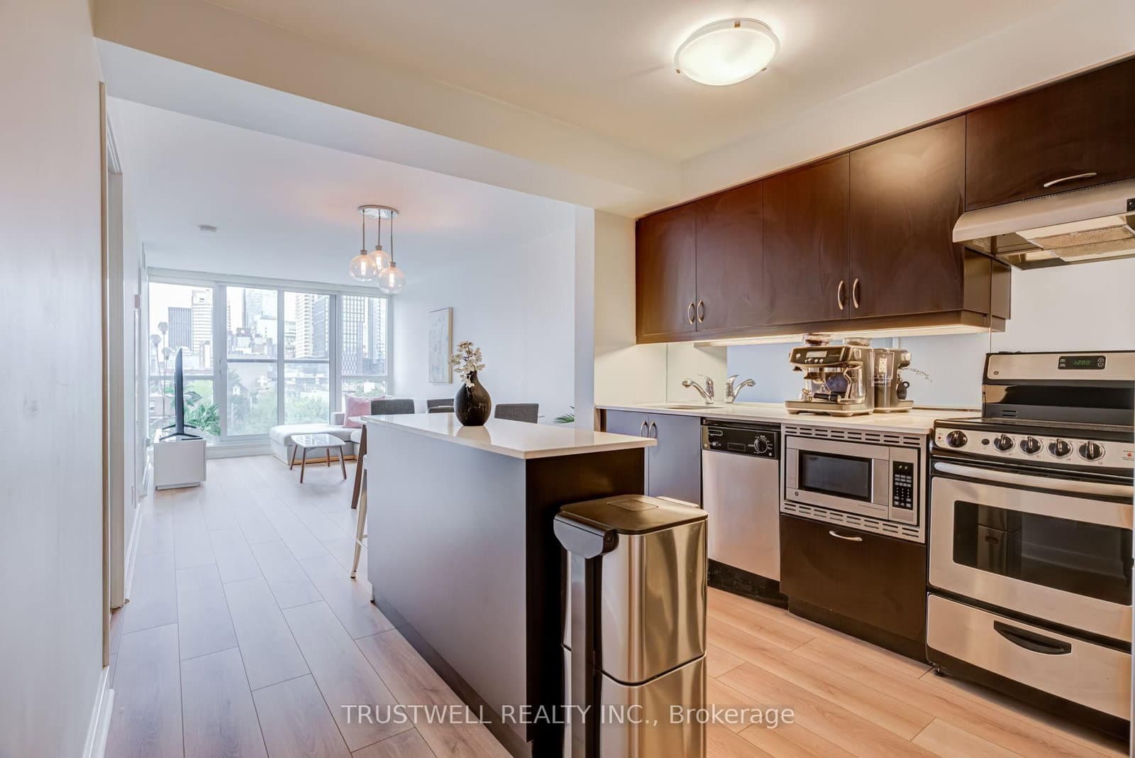 320 Richmond Street E, Unit 712 thumbnail 3