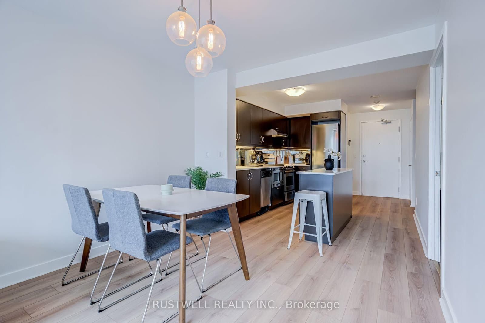 320 Richmond Street E, Unit 712 thumbnail 9