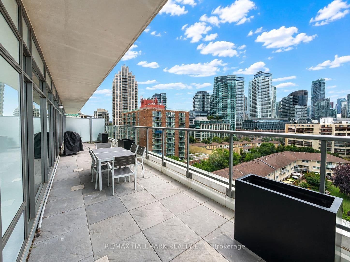 90 Stadium Road, Unit 905 thumbnail 5