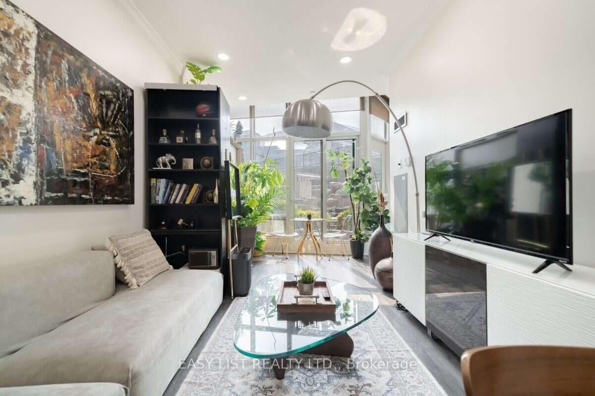 373 Front Street W, Unit 101 thumbnail 30