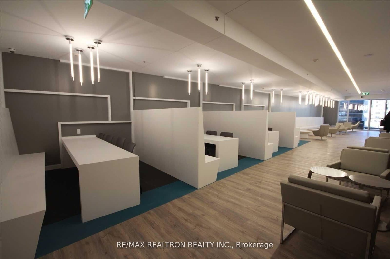 181 Dundas Street E, Unit 2507 thumbnail 11