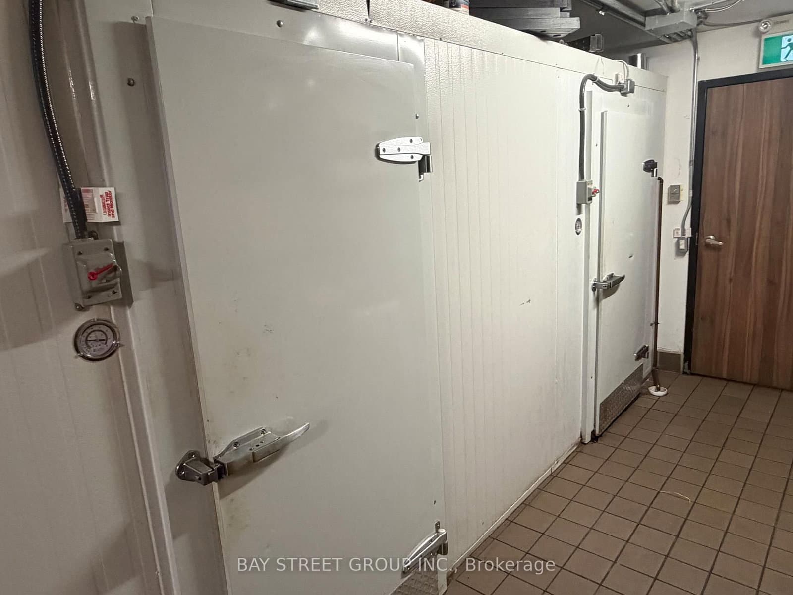 5312 Yonge Street thumbnail 12