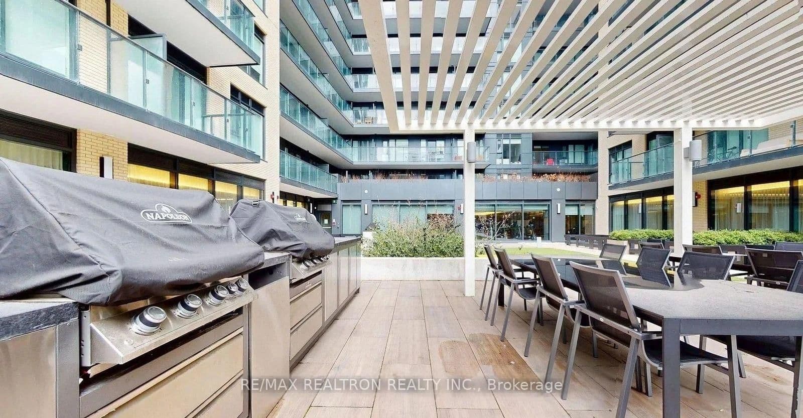 543 Richmond Street W, Unit 1427 thumbnail 19